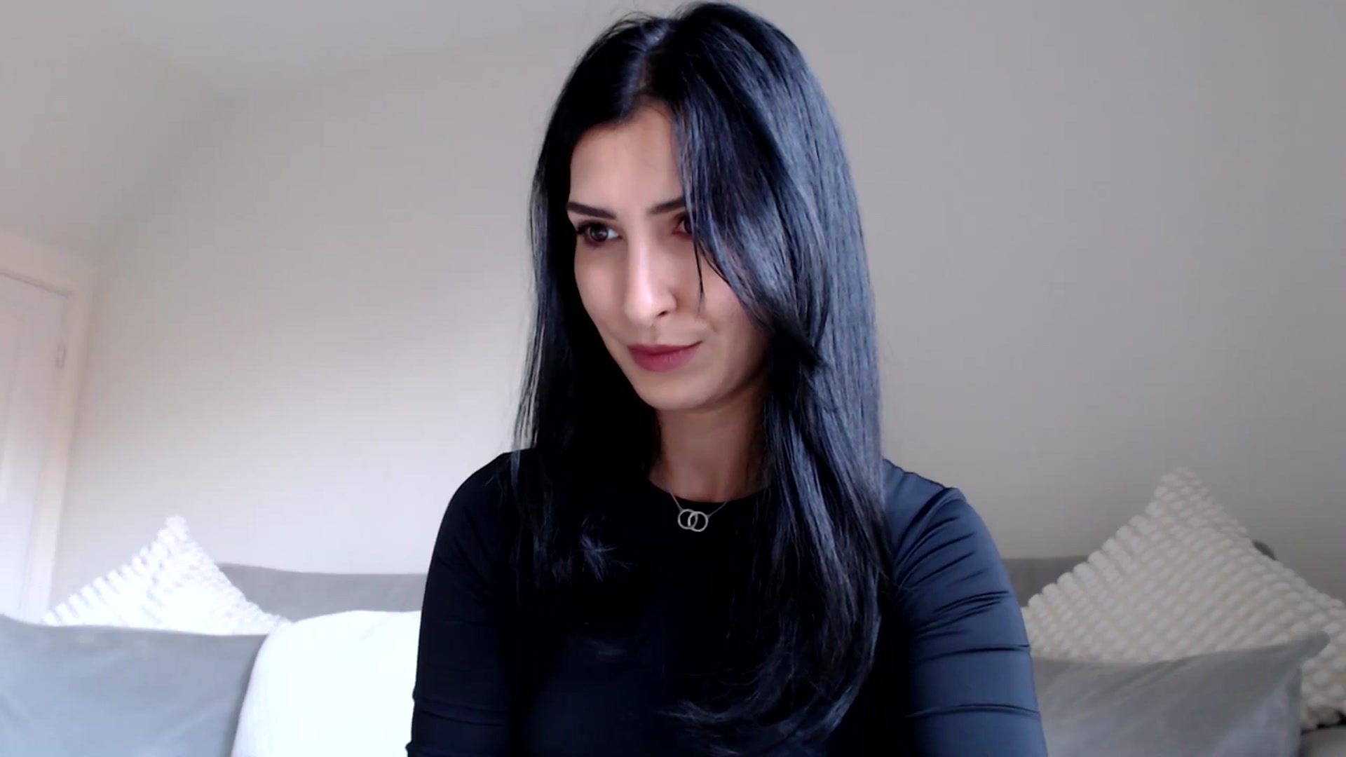 Gallery image thumbnail from LavIson's myfreecams stream on, 12/16/2024, 12:45 image 4 of 20