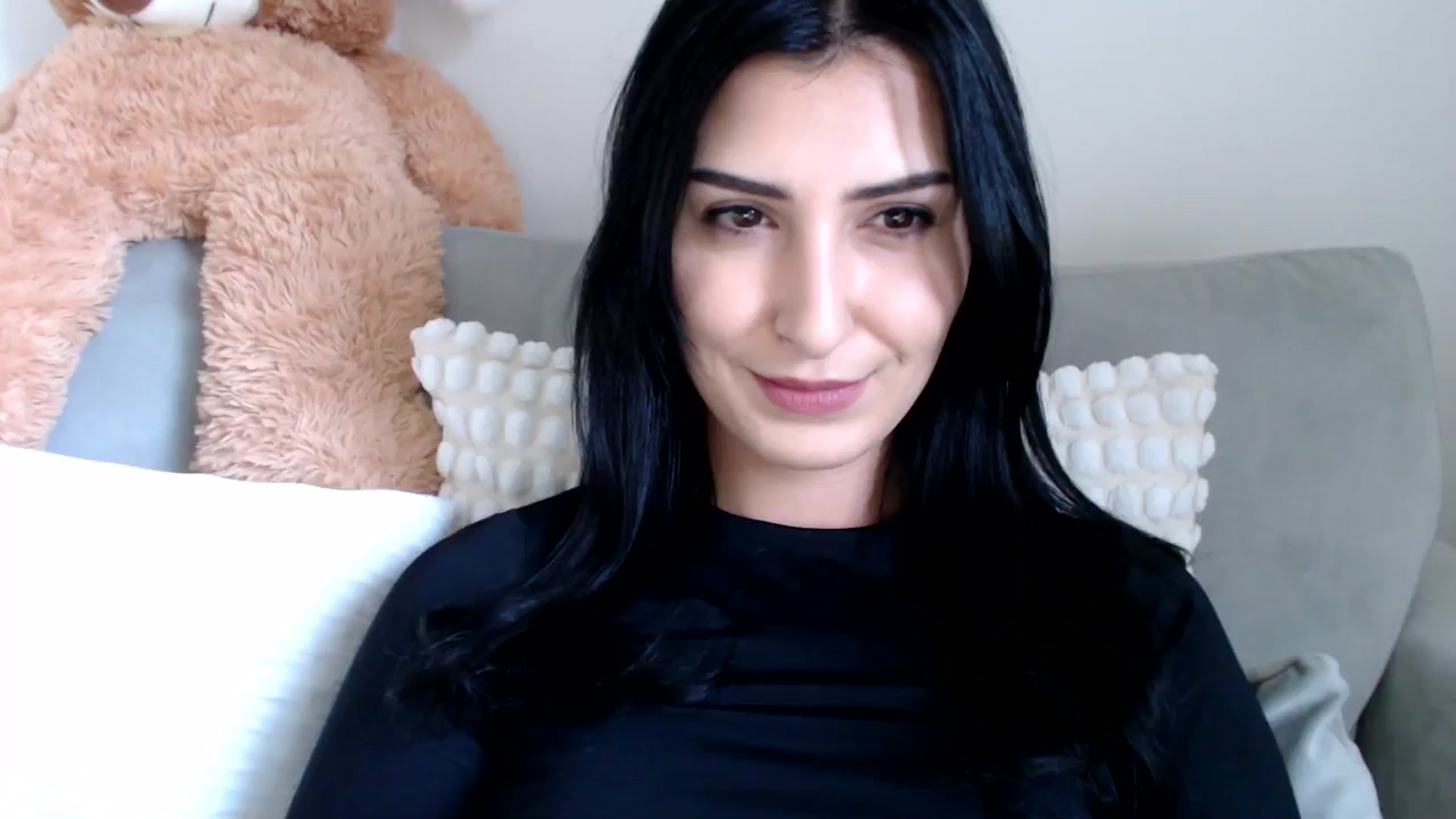 Gallery image thumbnail from LavIson's myfreecams stream on, 12/16/2024, 12:45 image 15 of 20
