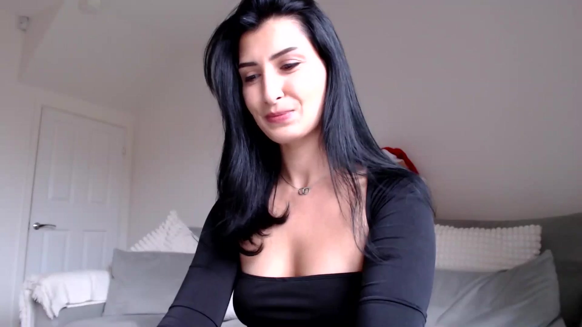 Gallery image thumbnail from LavIson's myfreecams stream on, 12/16/2024, 14:35 image 8 of 20
