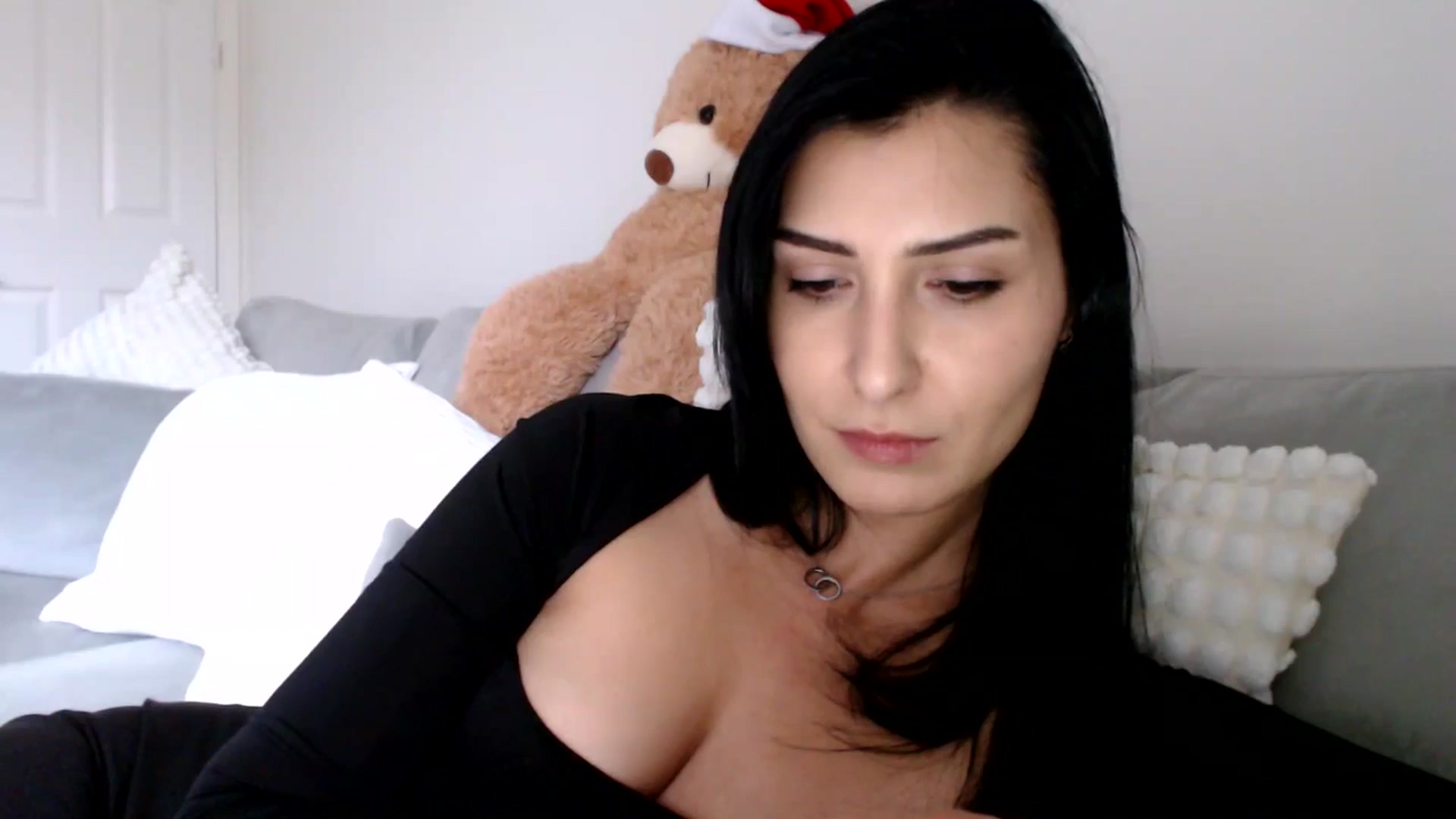 Gallery image thumbnail from LavIson's myfreecams stream on, 12/16/2024, 15:01 image 20 of 20