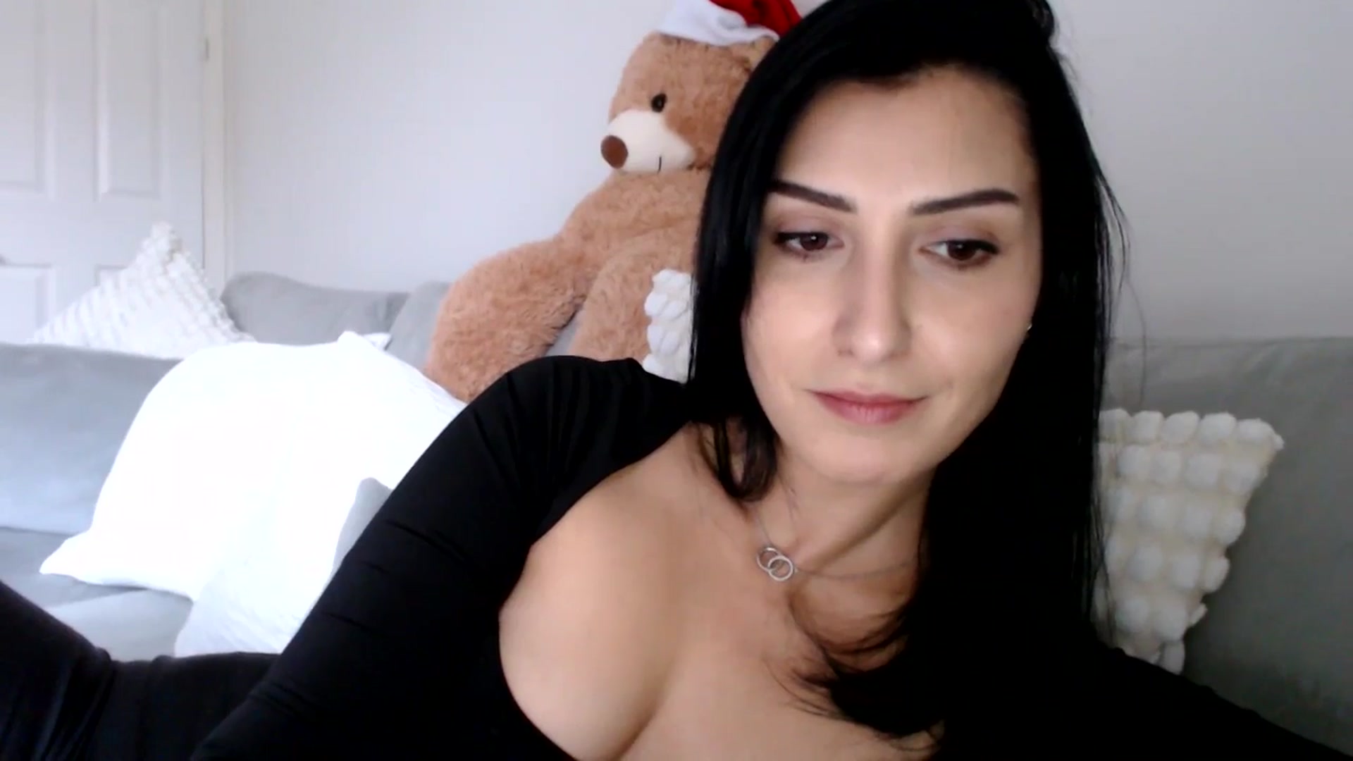 Gallery image thumbnail from LavIson's myfreecams stream on, 12/16/2024, 15:01 image 15 of 20