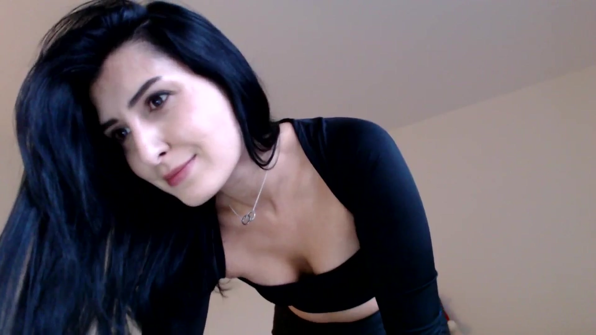 Gallery image thumbnail from LavIson's myfreecams stream on, 12/16/2024, 15:43 image 6 of 20