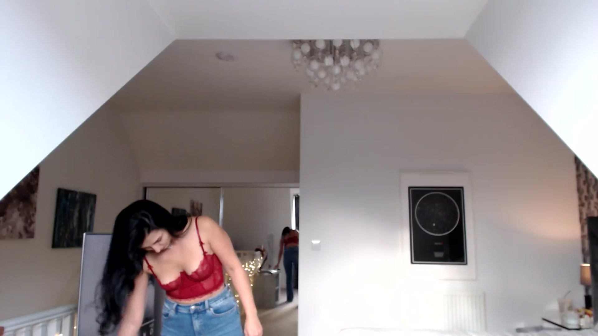 Gallery image thumbnail from LavIson's myfreecams stream on, 12/18/2024, 13:43 image 14 of 20