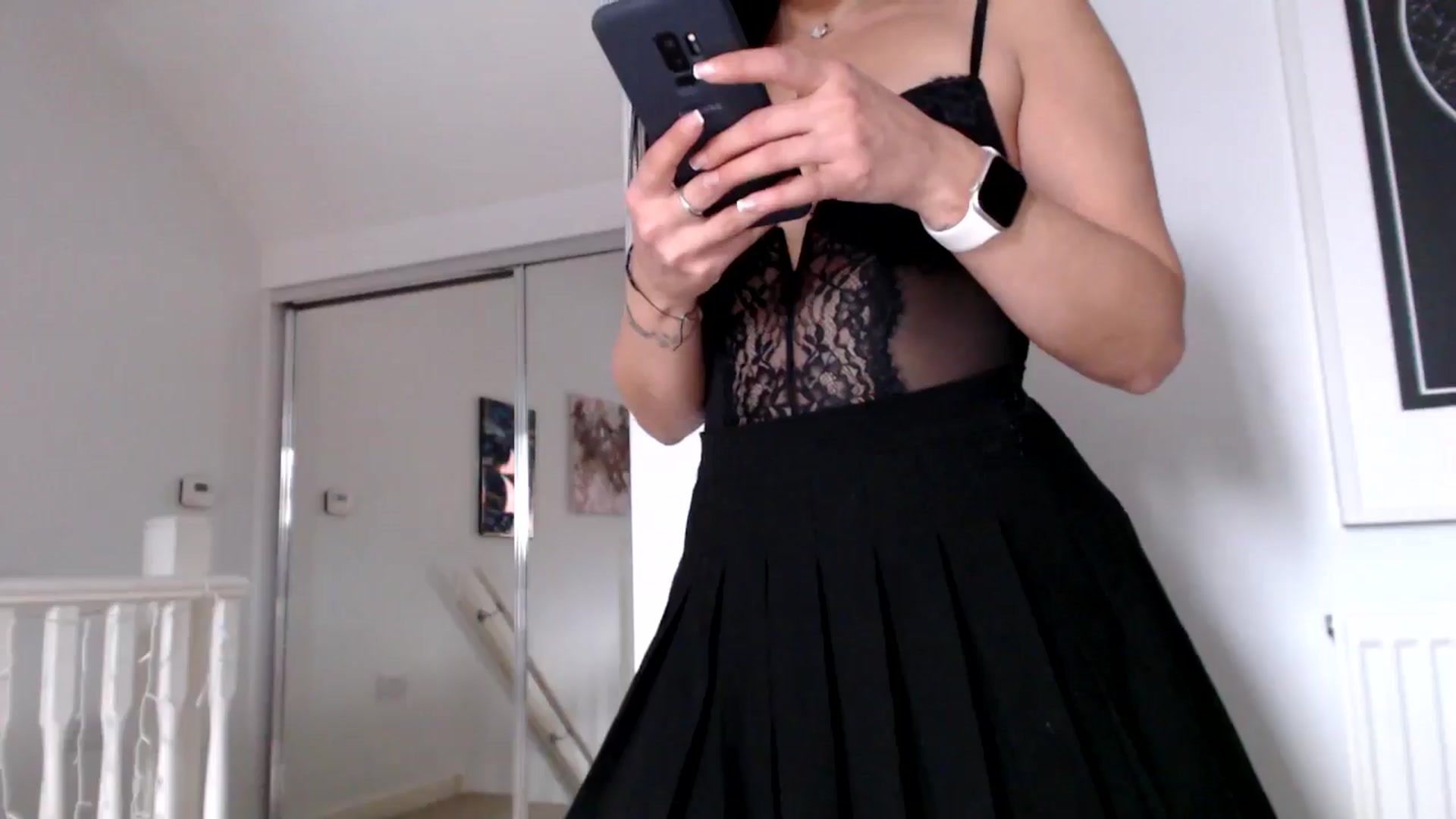 Gallery image thumbnail from LavIson's myfreecams stream on, 01/06/2025, 13:11 image 20 of 20