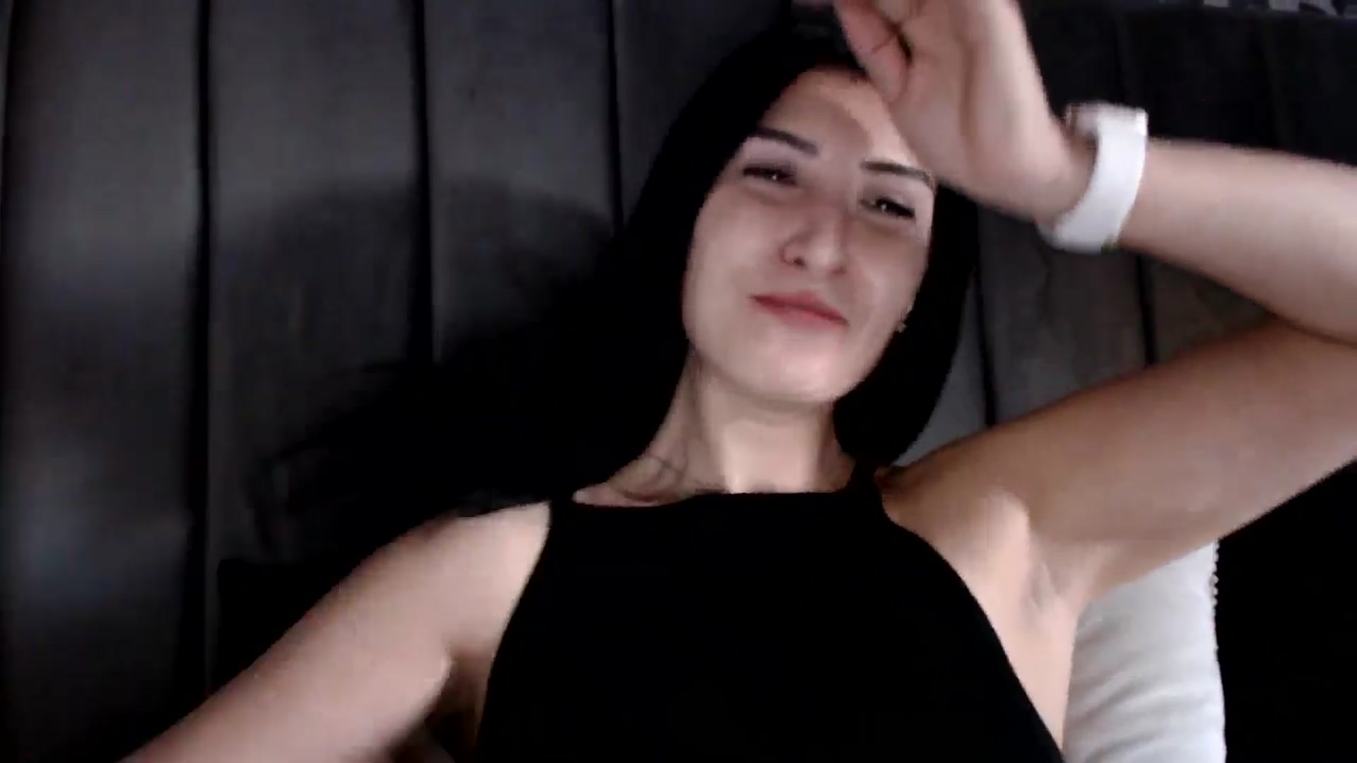 Gallery image thumbnail from LavIson's myfreecams stream on, 01/06/2025, 15:54 image 18 of 20