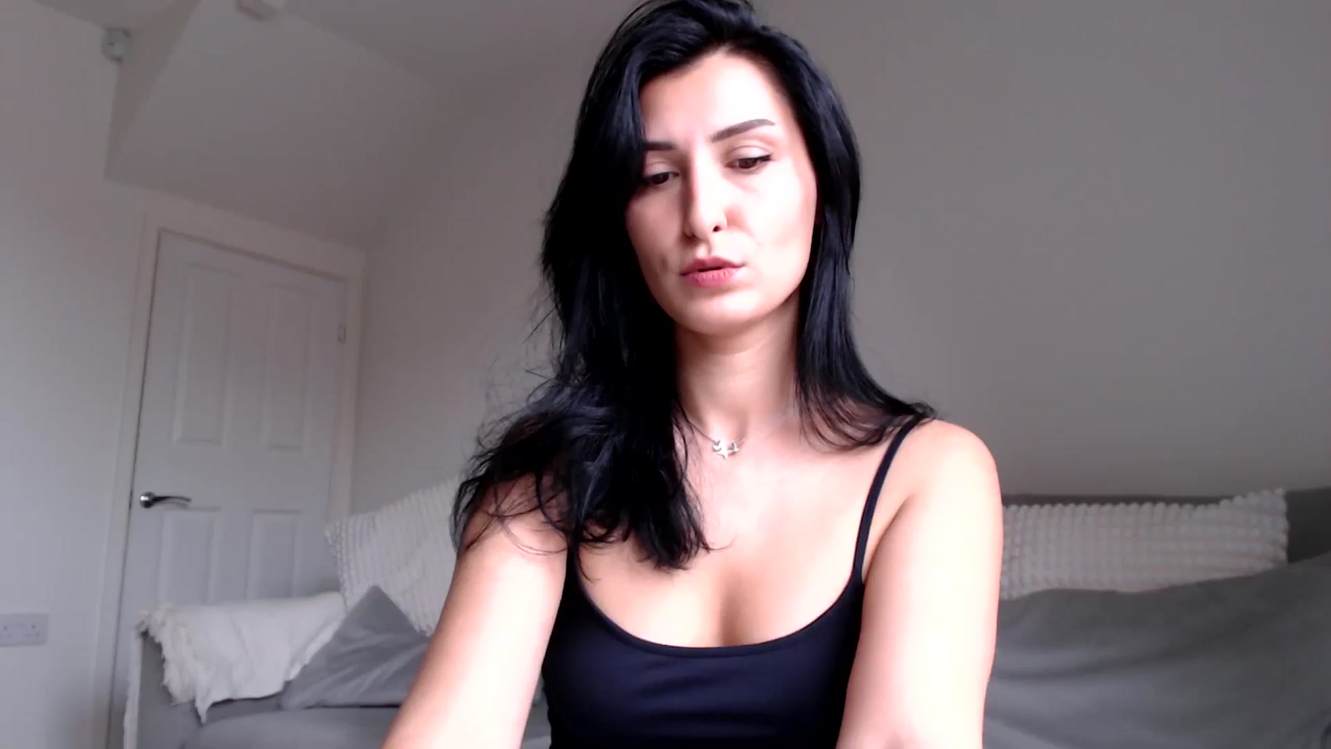 Gallery image thumbnail from LavIson's myfreecams stream on, 01/08/2025, 12:17 image 14 of 20