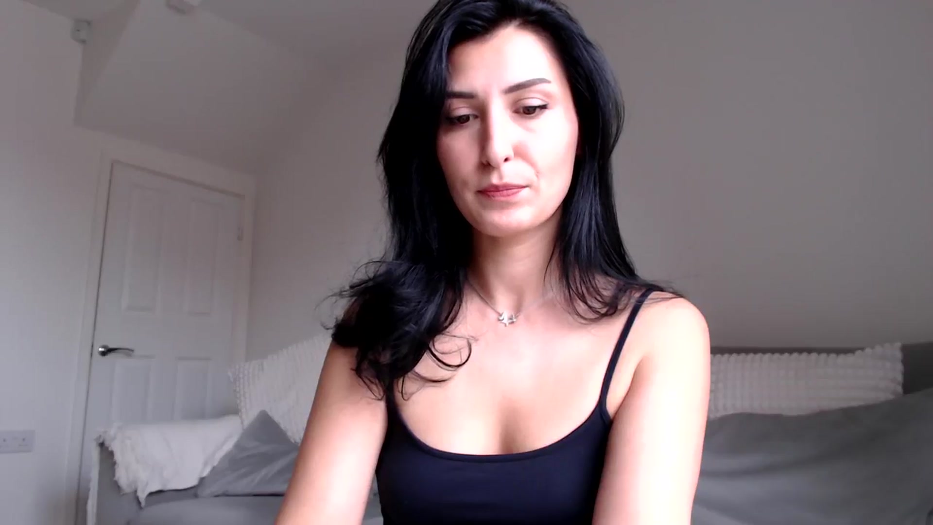 Gallery image thumbnail from LavIson's myfreecams stream on, 01/08/2025, 12:17 image 11 of 20
