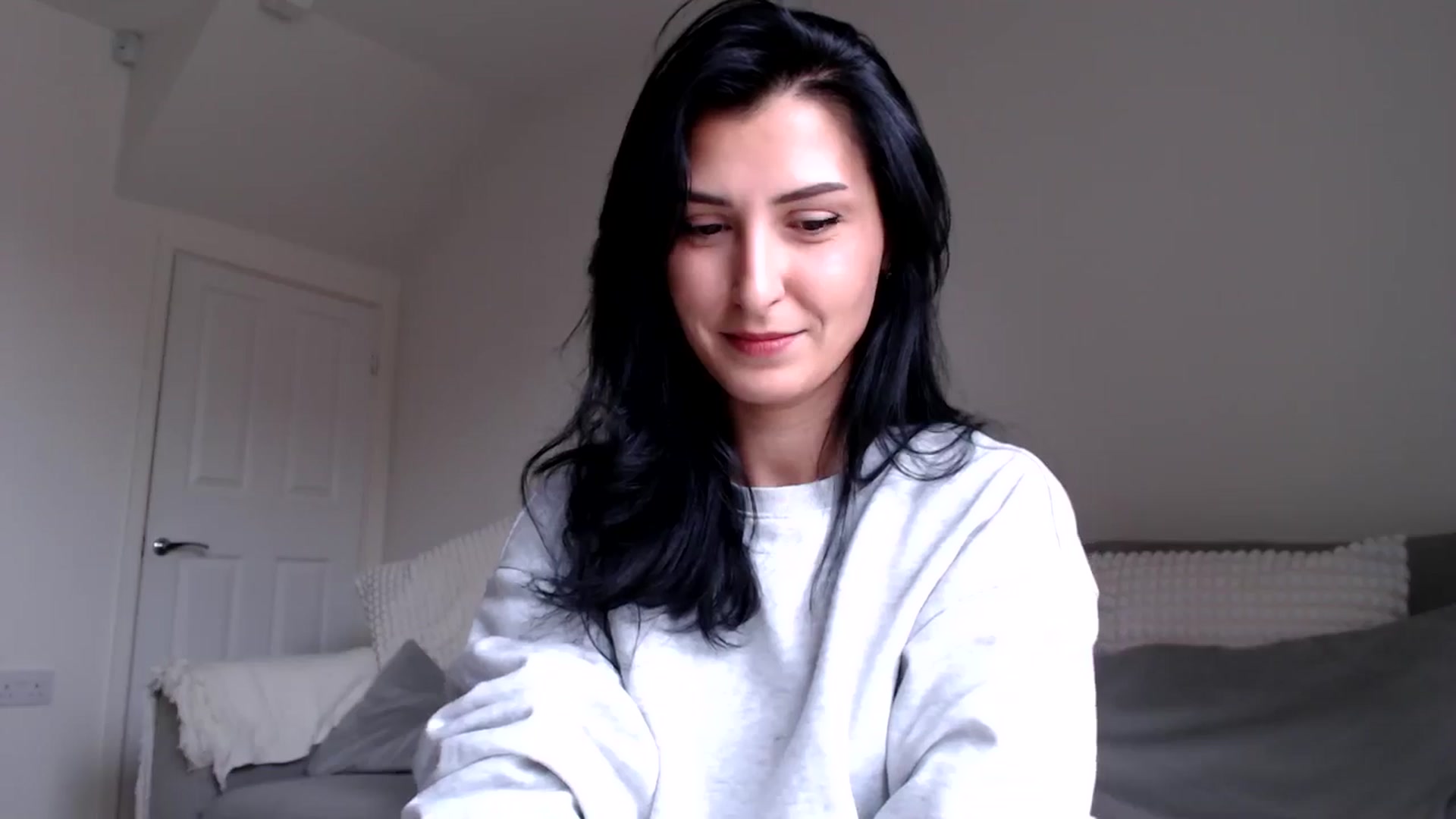 Gallery image thumbnail from LavIson's myfreecams stream on, 01/08/2025, 12:17 image 8 of 20