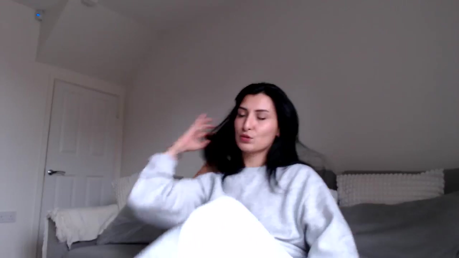 Gallery image thumbnail from LavIson's myfreecams stream on, 01/08/2025, 12:17 image 5 of 20
