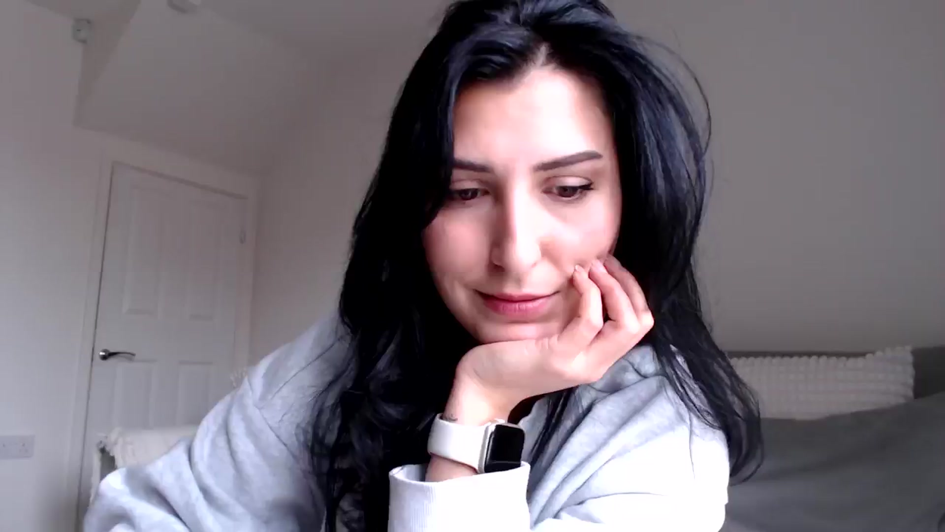 Gallery image thumbnail from LavIson's myfreecams stream on, 01/08/2025, 12:17 image 4 of 20