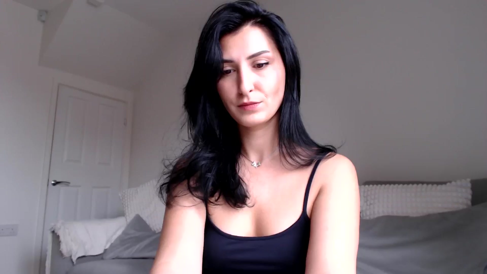 Gallery image thumbnail from LavIson's myfreecams stream on, 01/08/2025, 12:17 image 15 of 20