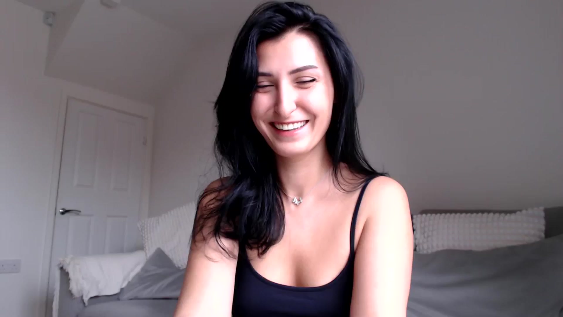 Gallery image thumbnail from LavIson's myfreecams stream on, 01/08/2025, 12:17 image 18 of 20