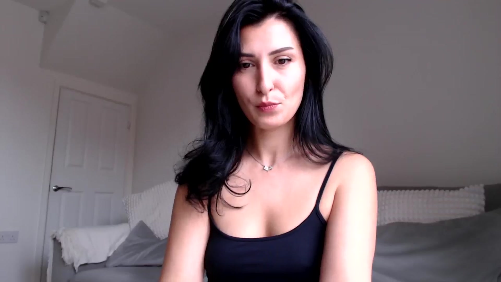 Gallery image thumbnail from LavIson's myfreecams stream on, 01/08/2025, 12:17 image 10 of 20