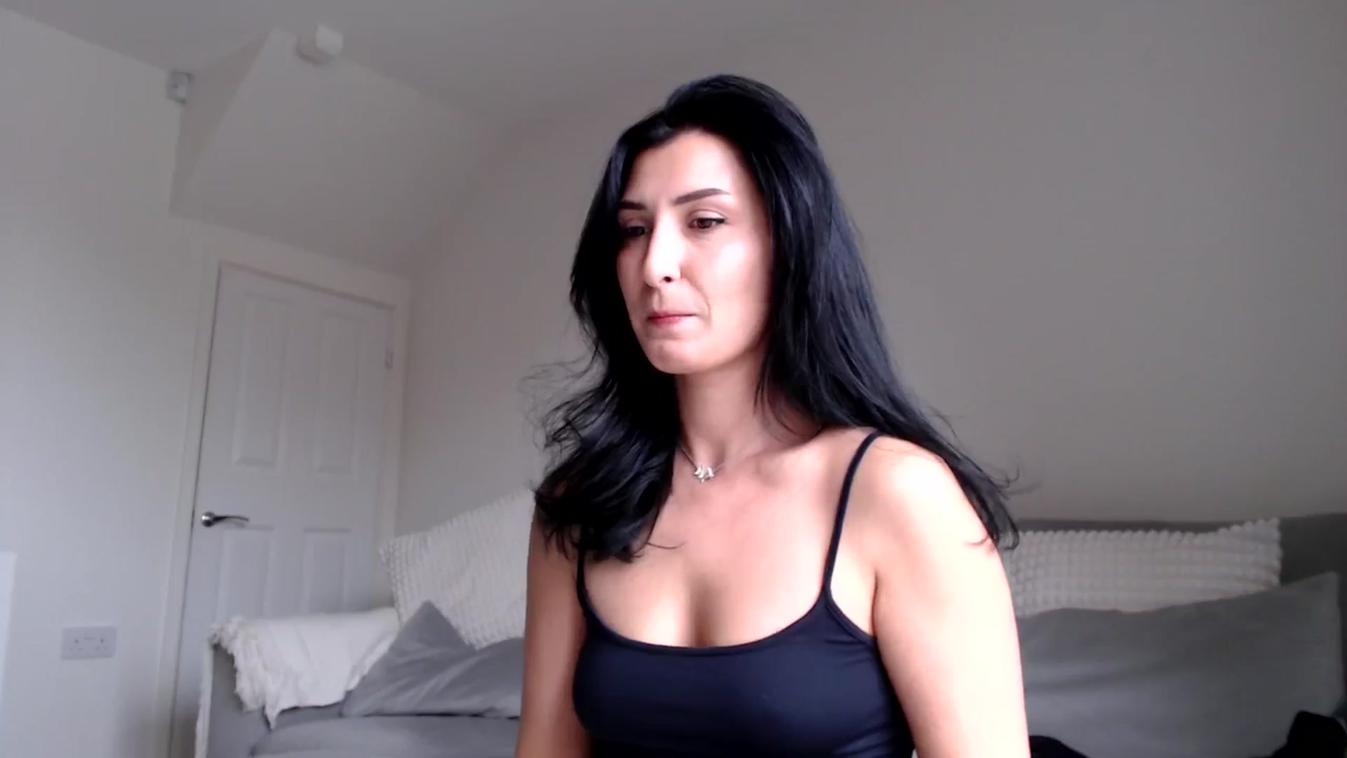 Gallery image thumbnail from LavIson's myfreecams stream on, 01/08/2025, 12:36 image 4 of 20