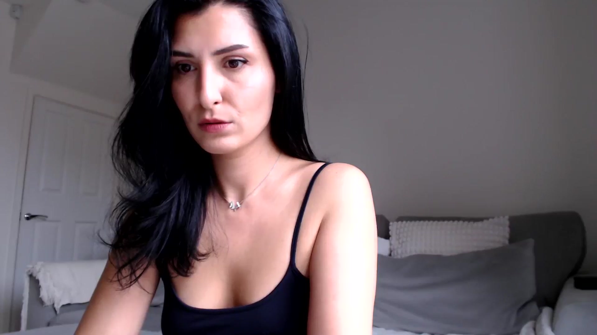 Gallery image thumbnail from LavIson's myfreecams stream on, 01/08/2025, 12:36 image 15 of 20