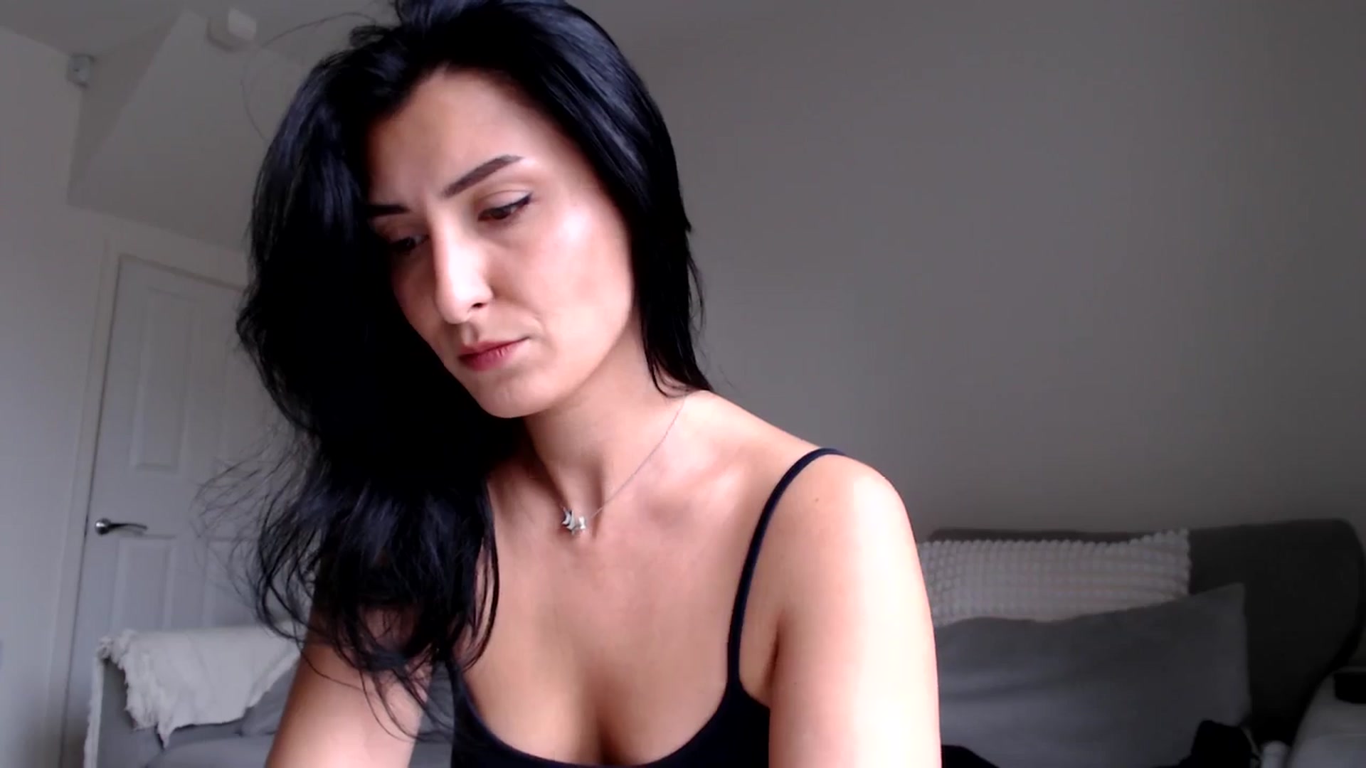 Gallery image thumbnail from LavIson's myfreecams stream on, 01/08/2025, 12:36 image 2 of 20