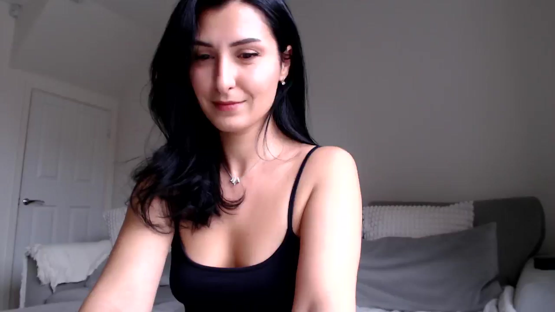 Gallery image thumbnail from LavIson's myfreecams stream on, 01/08/2025, 12:36 image 13 of 20