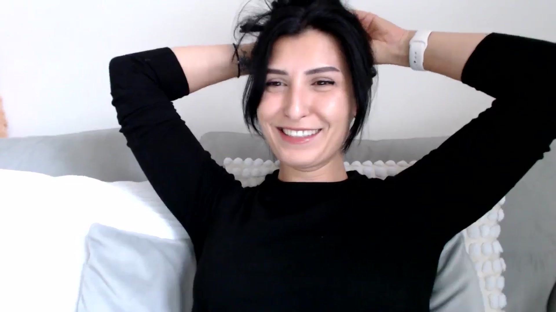 Gallery image thumbnail from LavIson's myfreecams stream on, 01/08/2025, 13:56 image 10 of 20