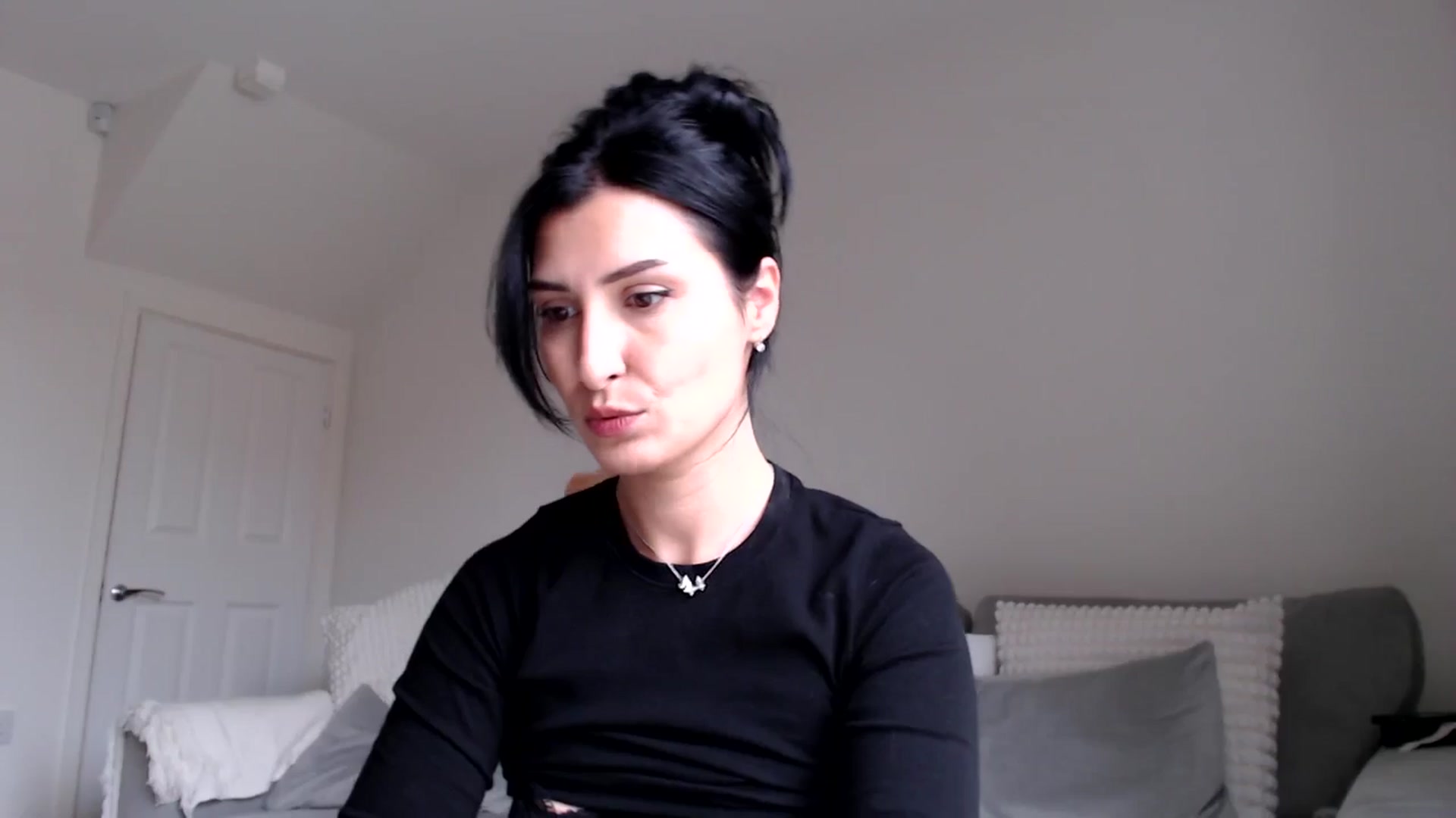 Gallery image thumbnail from LavIson's myfreecams stream on, 01/08/2025, 13:56 image 19 of 20