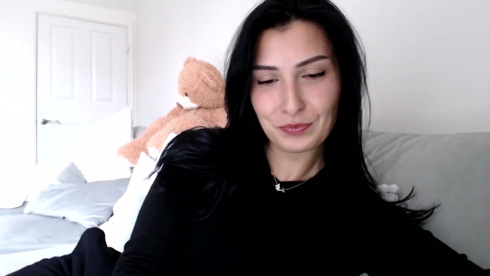 Gallery image thumbnail from LavIson's myfreecams stream on, 01/08/2025, 13:56 image 2 of 20