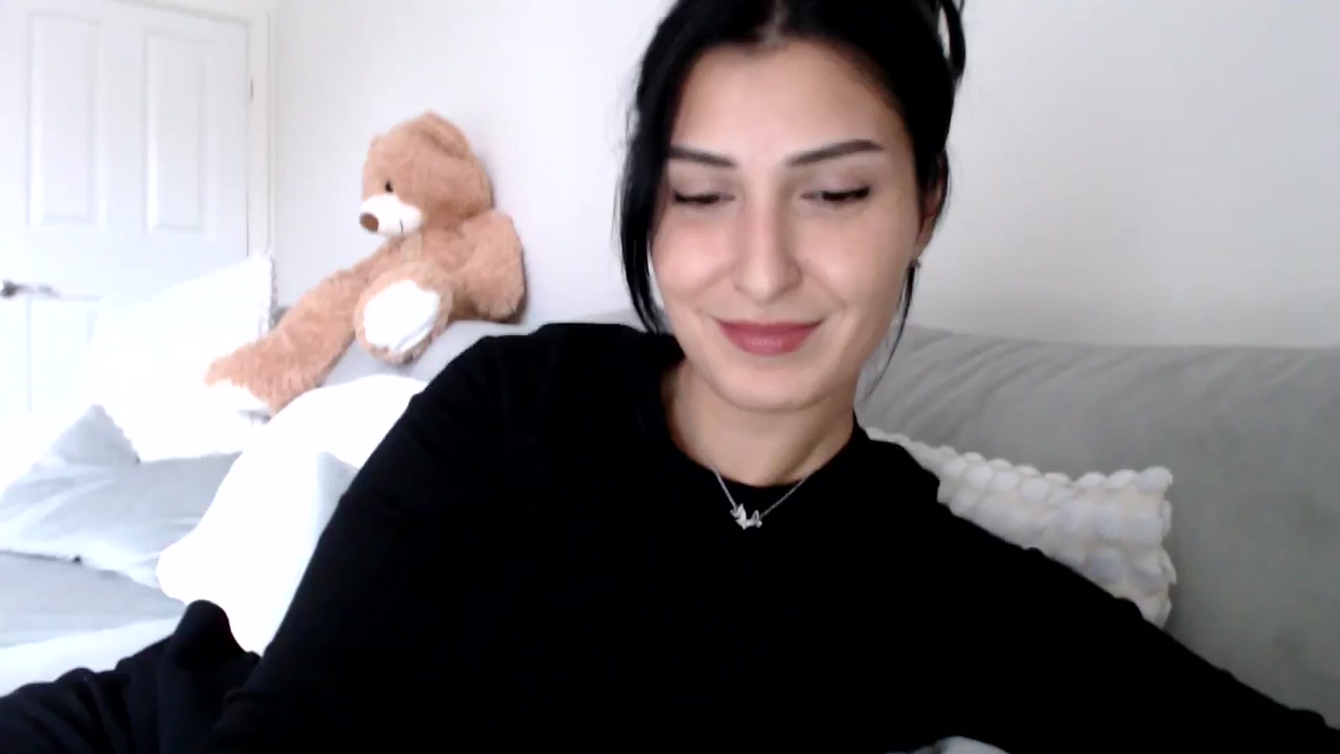 Gallery image thumbnail from LavIson's myfreecams stream on, 01/08/2025, 15:46 image 2 of 20