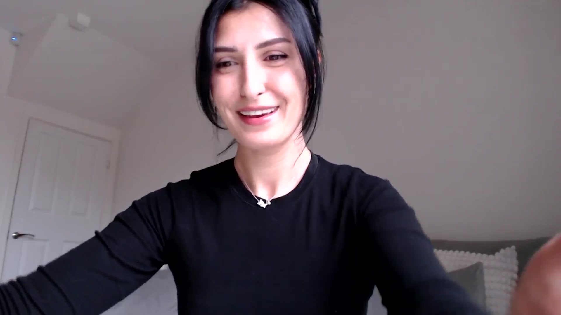 Gallery image thumbnail from LavIson's myfreecams stream on, 01/08/2025, 15:46 image 9 of 20