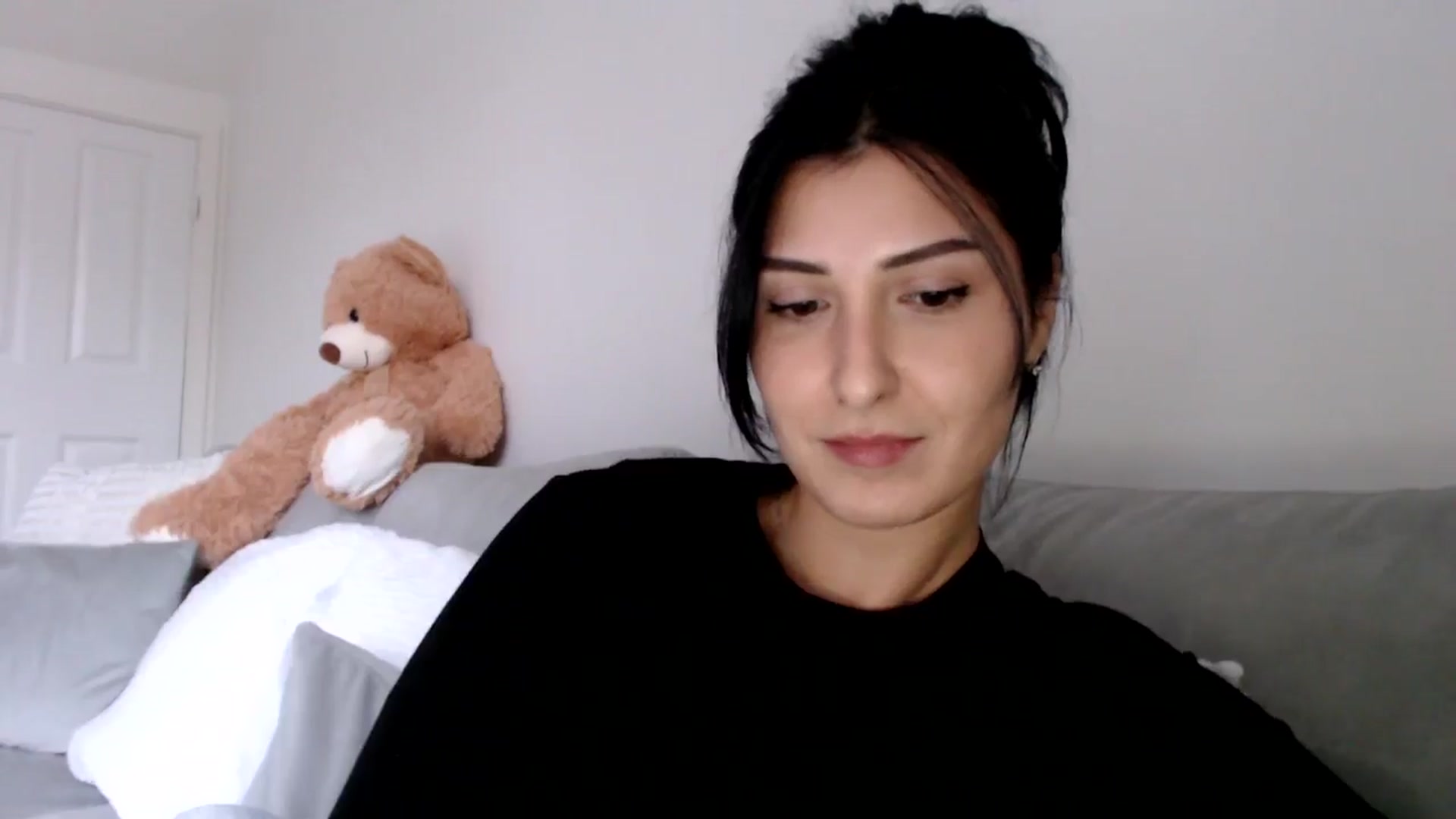 Gallery image thumbnail from LavIson's myfreecams stream on, 01/08/2025, 15:46 image 13 of 20