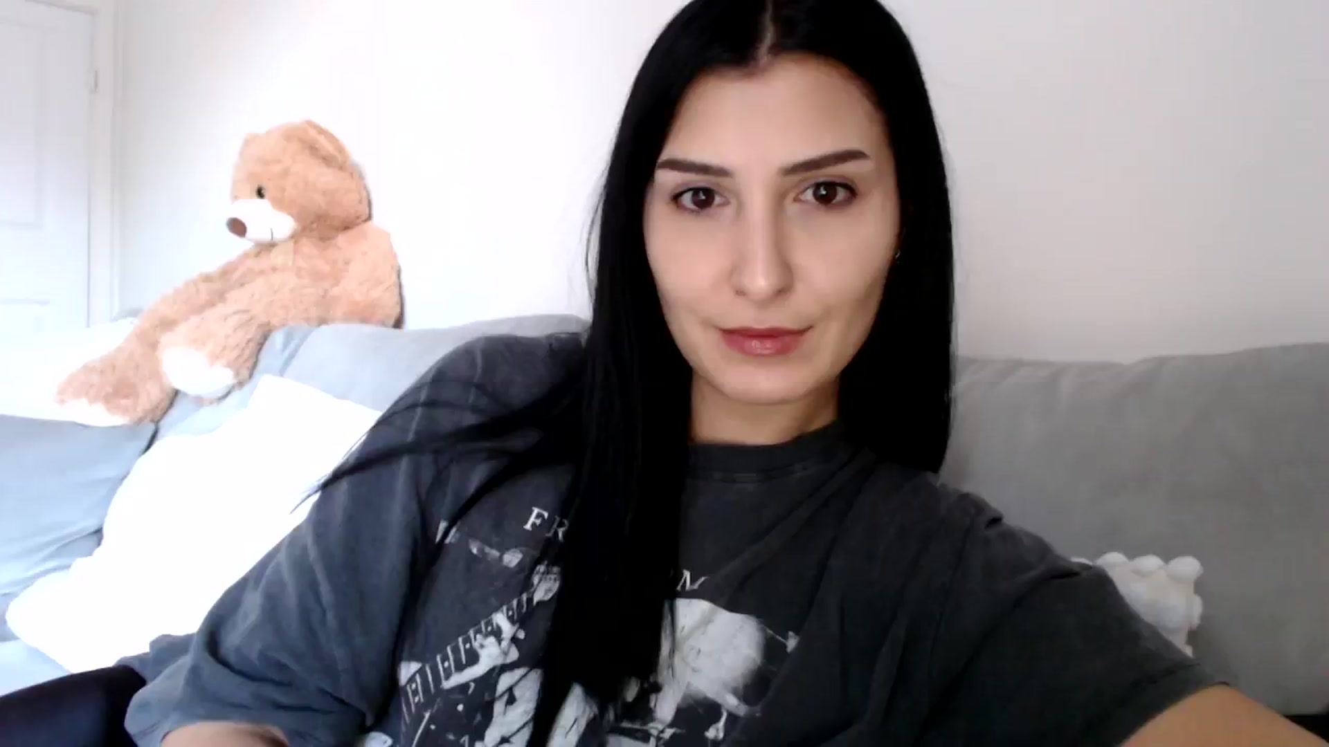 Gallery image thumbnail from LavIson's myfreecams stream on, 01/09/2025, 14:39 image 1 of 20