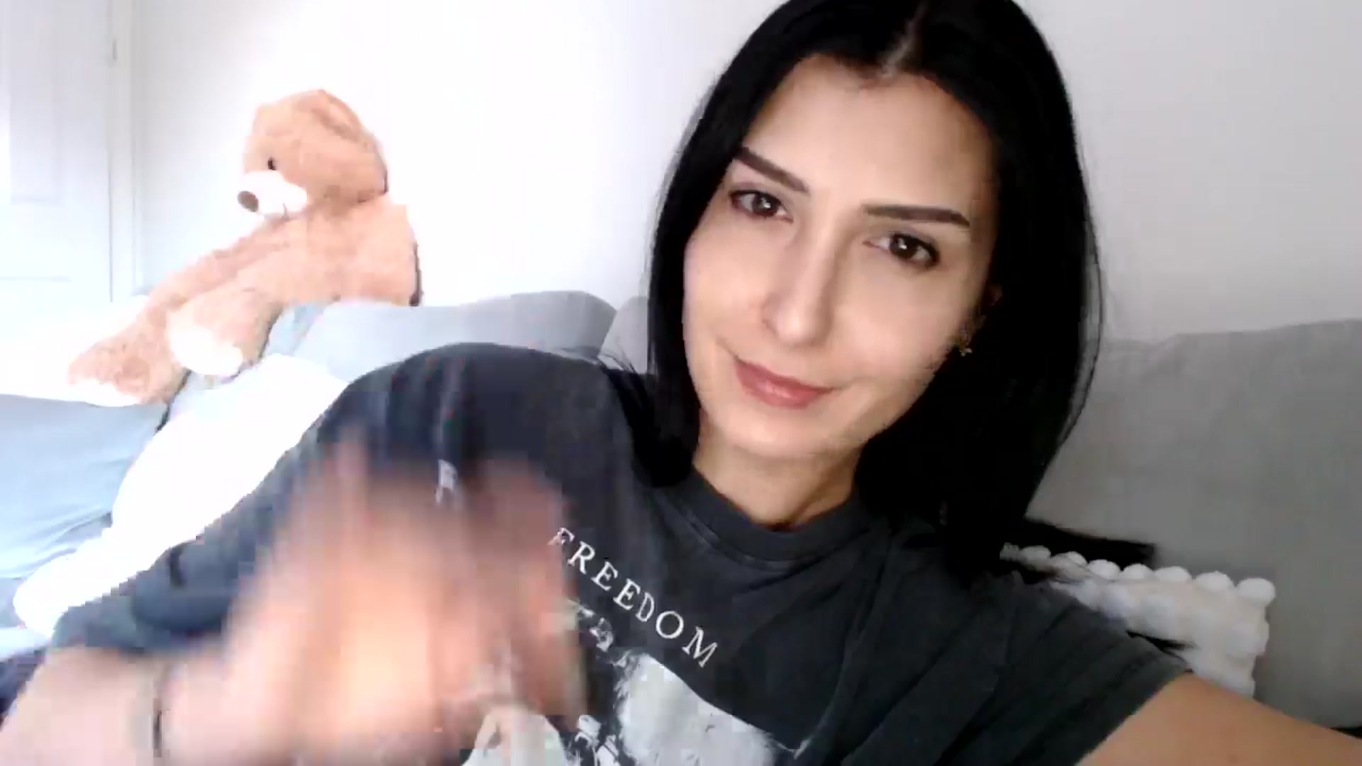 Gallery image thumbnail from LavIson's myfreecams stream on, 01/09/2025, 15:23 image 8 of 20
