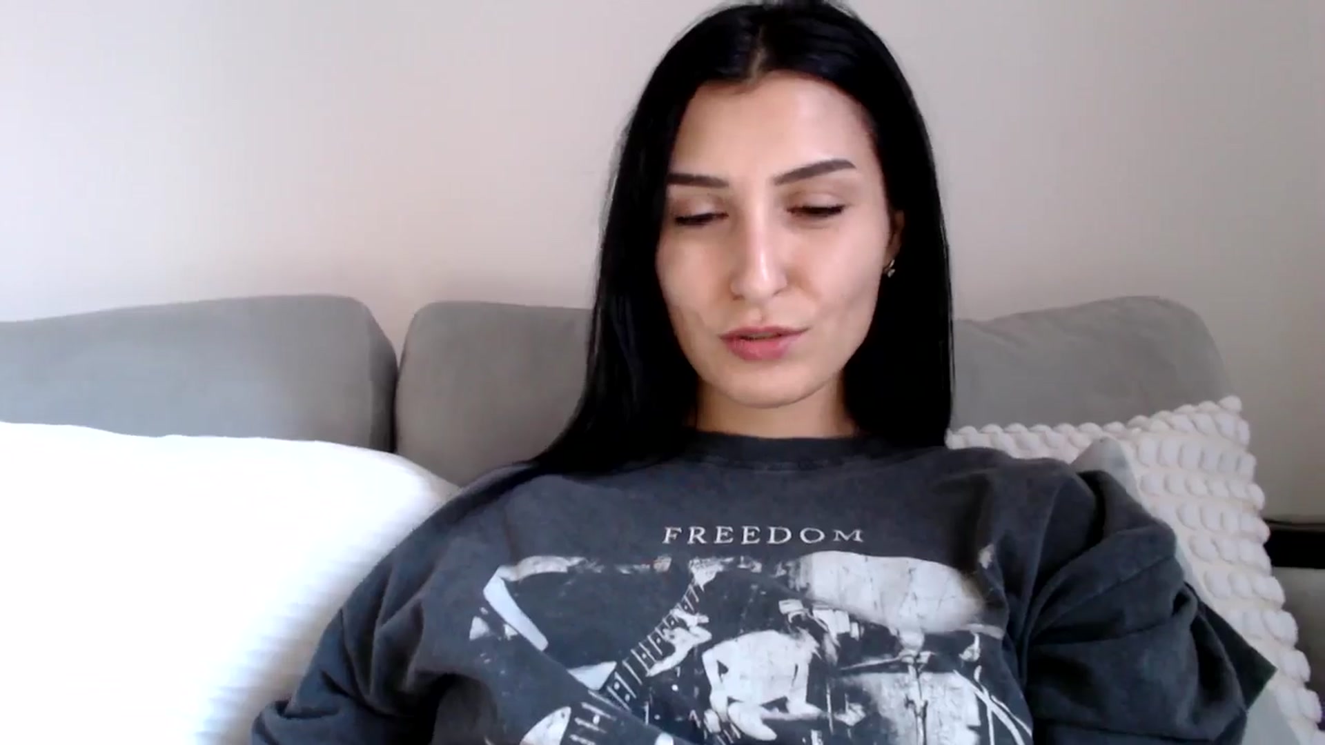 Gallery image thumbnail from LavIson's myfreecams stream on, 01/09/2025, 15:23 image 3 of 20