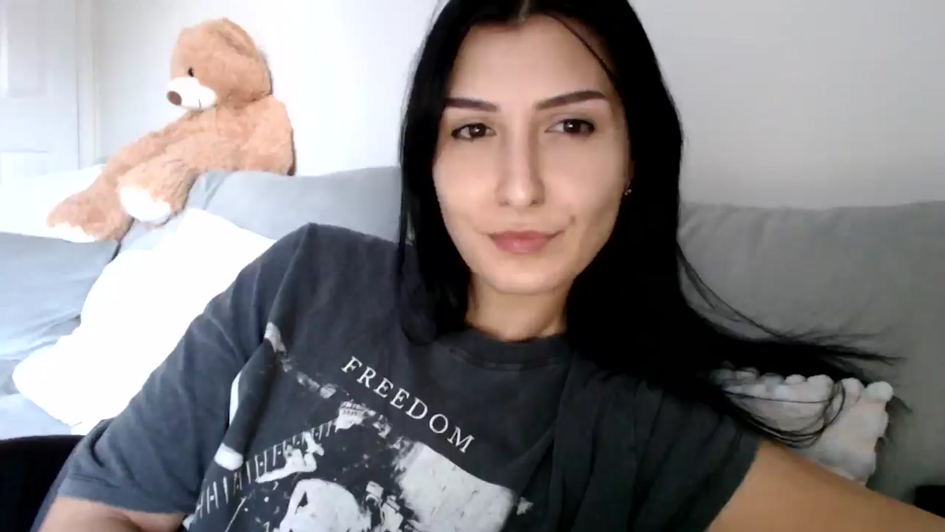 Gallery image thumbnail from LavIson's myfreecams stream on, 01/09/2025, 15:23 image 16 of 20