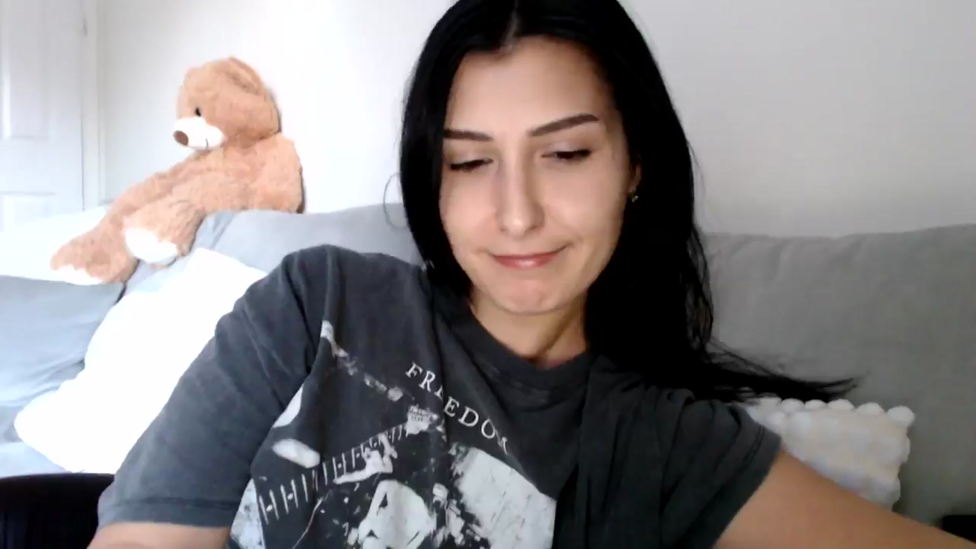 Gallery image thumbnail from LavIson's myfreecams stream on, 01/09/2025, 15:23 image 14 of 20