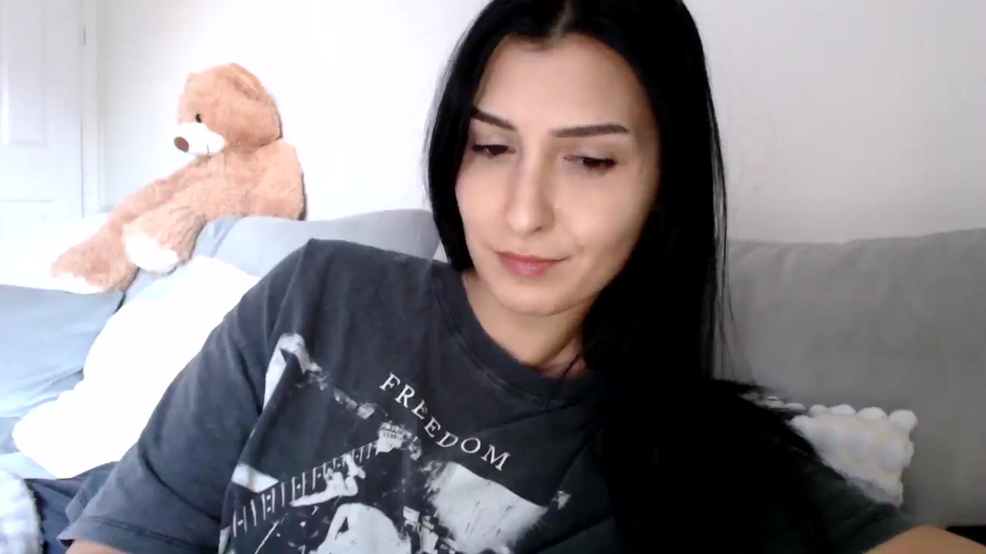 Gallery image thumbnail from LavIson's myfreecams stream on, 01/09/2025, 15:23 image 5 of 20