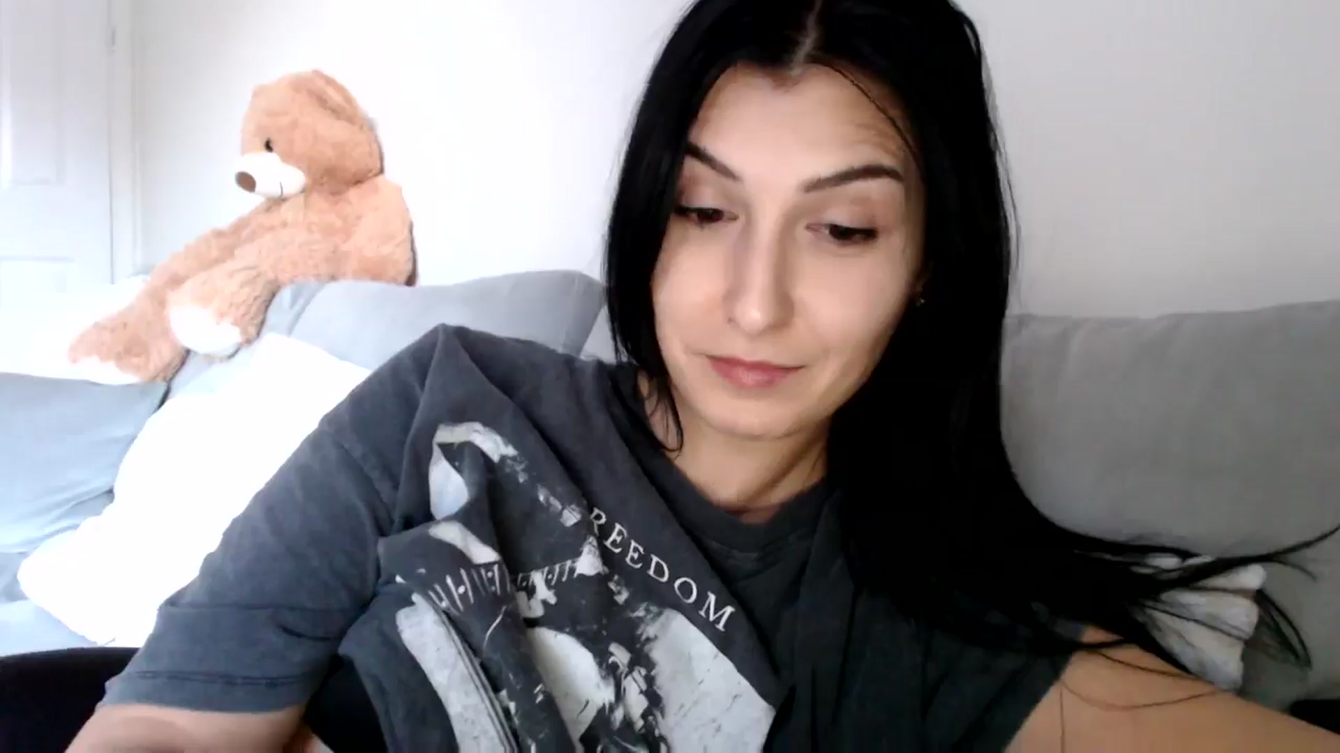 Gallery image thumbnail from LavIson's myfreecams stream on, 01/09/2025, 15:23 image 11 of 20