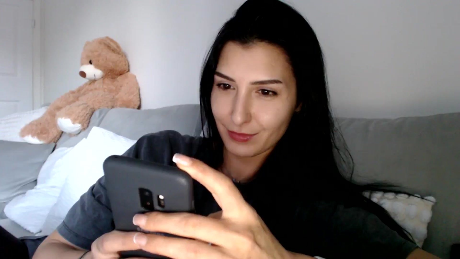 Gallery image thumbnail from LavIson's myfreecams stream on, 01/09/2025, 15:40 image 19 of 20