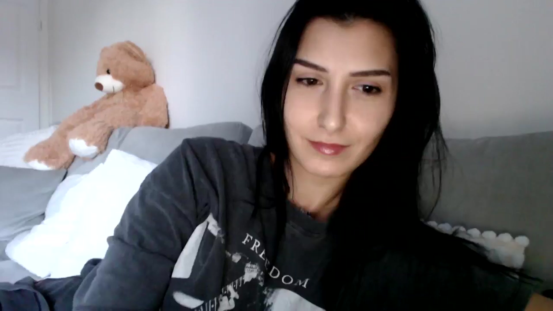 Gallery image thumbnail from LavIson's myfreecams stream on, 01/09/2025, 15:40 image 20 of 20