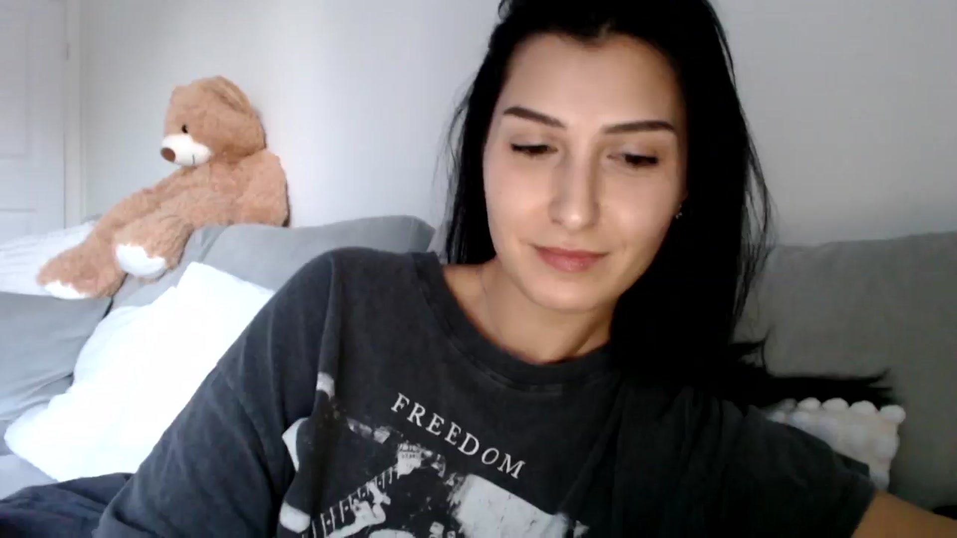 Gallery image thumbnail from LavIson's myfreecams stream on, 01/09/2025, 15:40 image 13 of 20
