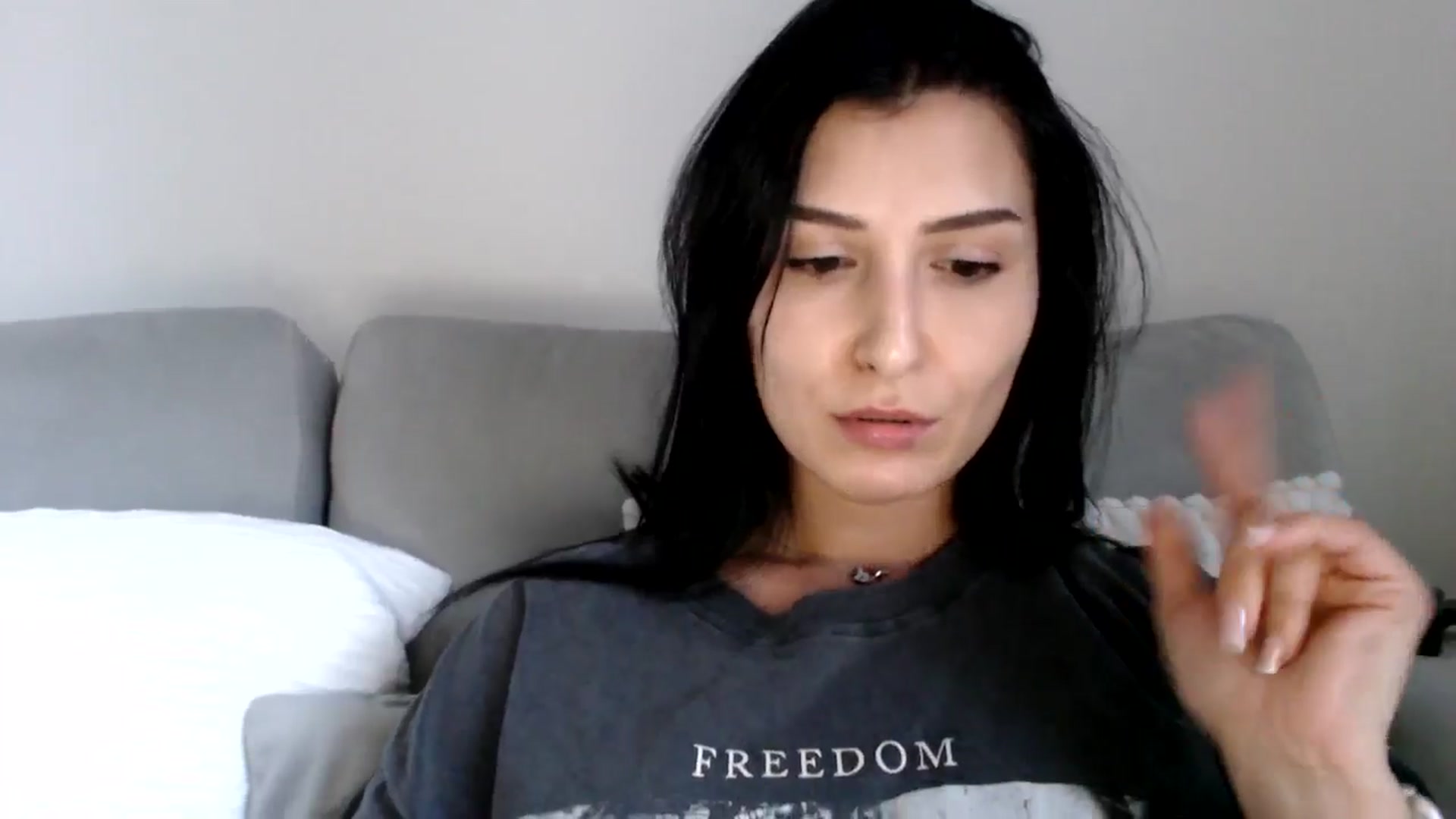 Gallery image thumbnail from LavIson's myfreecams stream on, 01/09/2025, 15:40 image 2 of 20