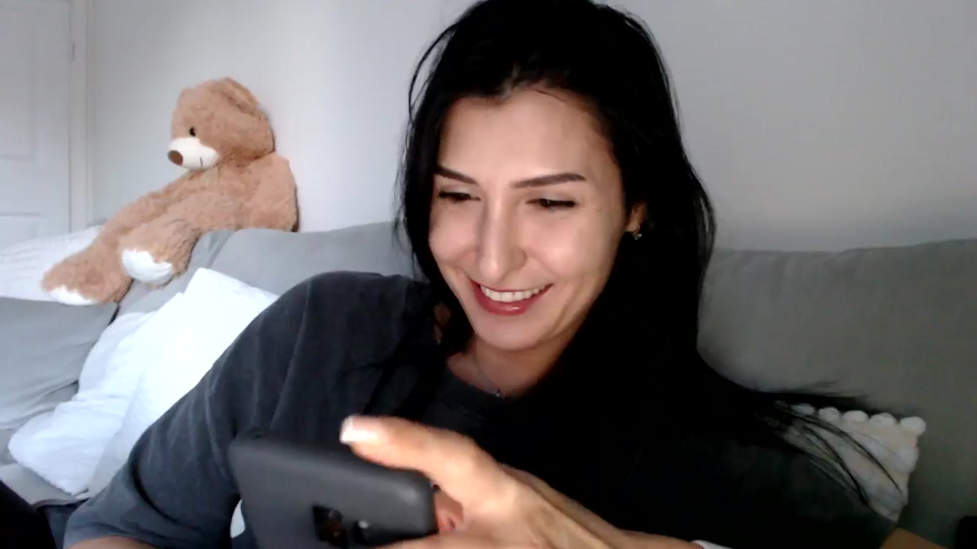 Gallery image thumbnail from LavIson's myfreecams stream on, 01/09/2025, 15:40 image 18 of 20