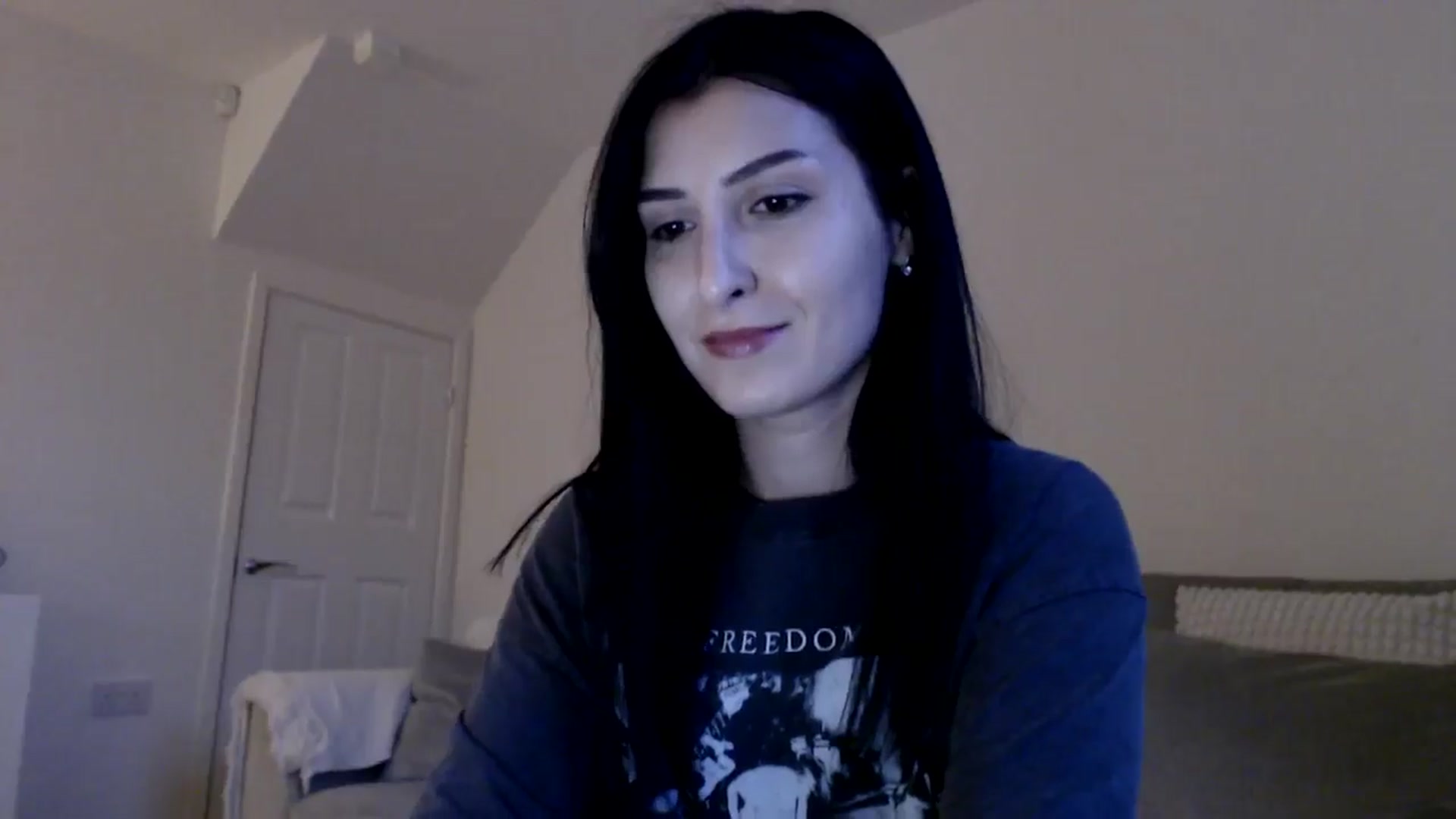 Gallery image thumbnail from LavIson's myfreecams stream on, 01/09/2025, 16:26 image 3 of 20