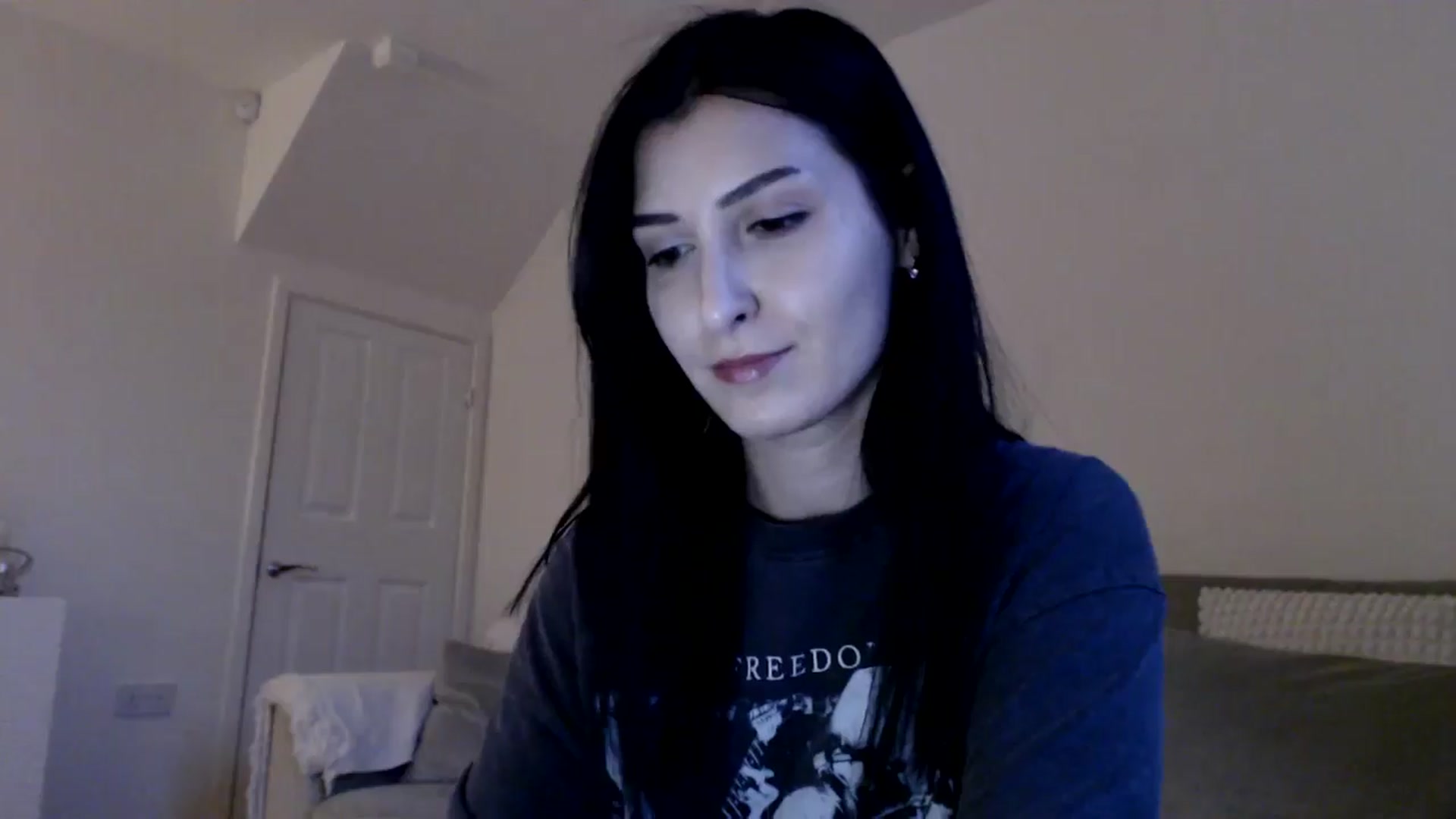 Gallery image thumbnail from LavIson's myfreecams stream on, 01/09/2025, 16:26 image 4 of 20