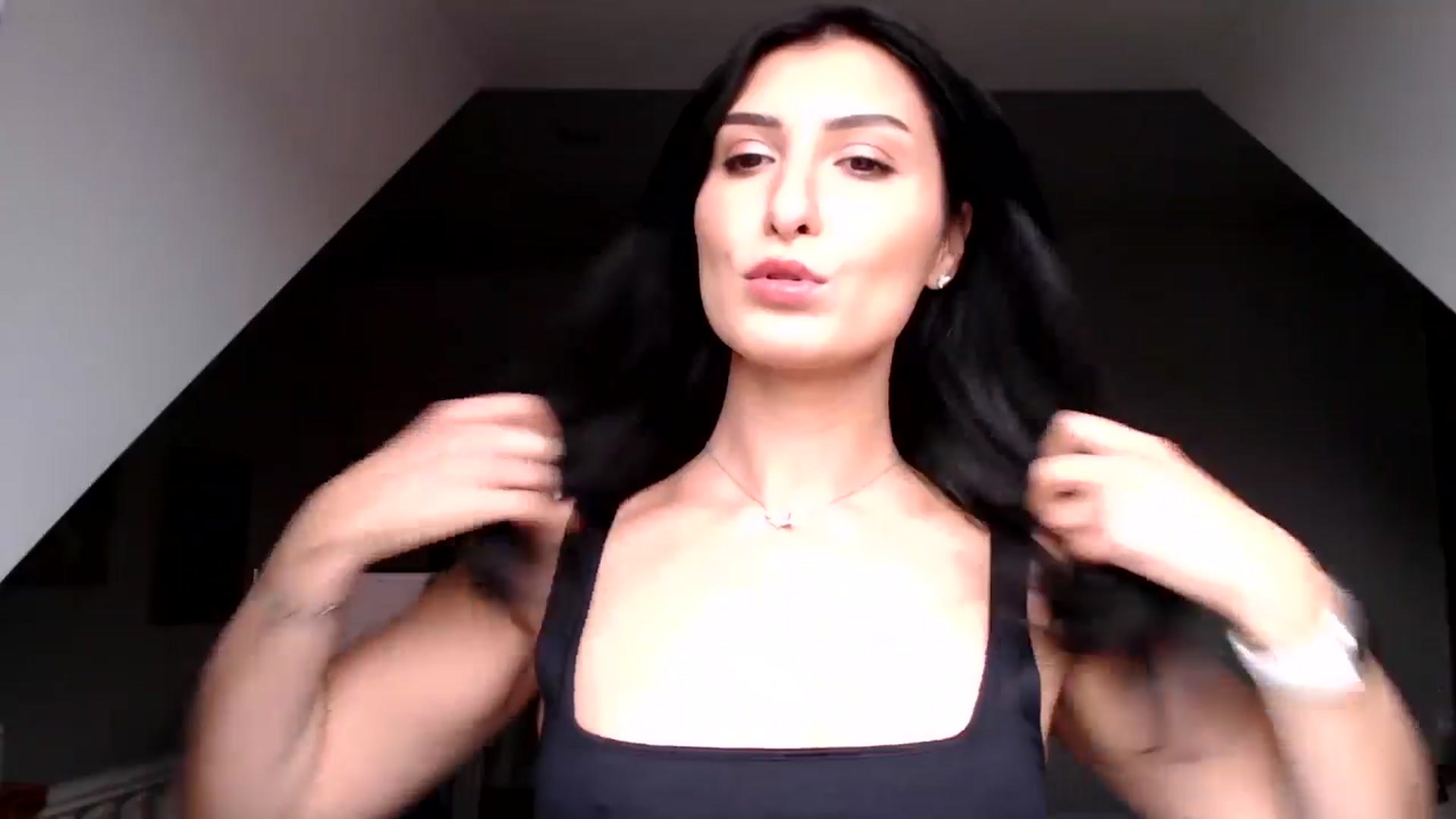 Gallery image thumbnail from LavIson's myfreecams stream on, 01/13/2025, 12:18 image 7 of 20
