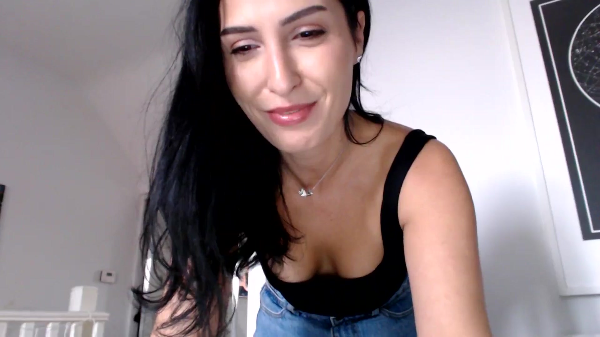 Gallery image thumbnail from LavIson's myfreecams stream on, 01/13/2025, 12:18 image 6 of 20