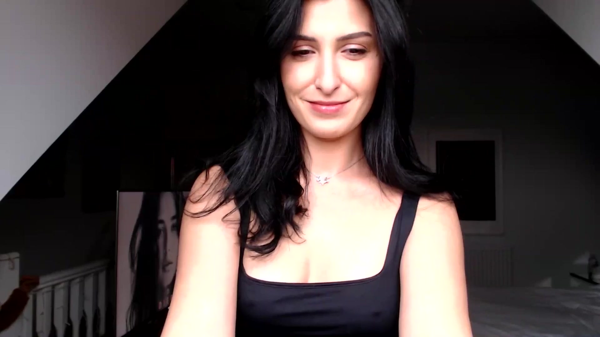 Gallery image thumbnail from LavIson's myfreecams stream on, 01/13/2025, 12:18 image 16 of 20