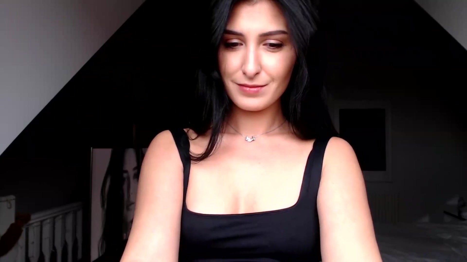 Gallery image thumbnail from LavIson's myfreecams stream on, 01/13/2025, 12:18 image 14 of 20