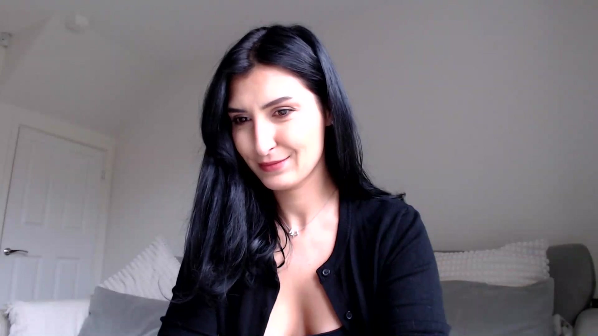 Gallery image thumbnail from LavIson's myfreecams stream on, 01/13/2025, 13:07 image 4 of 20