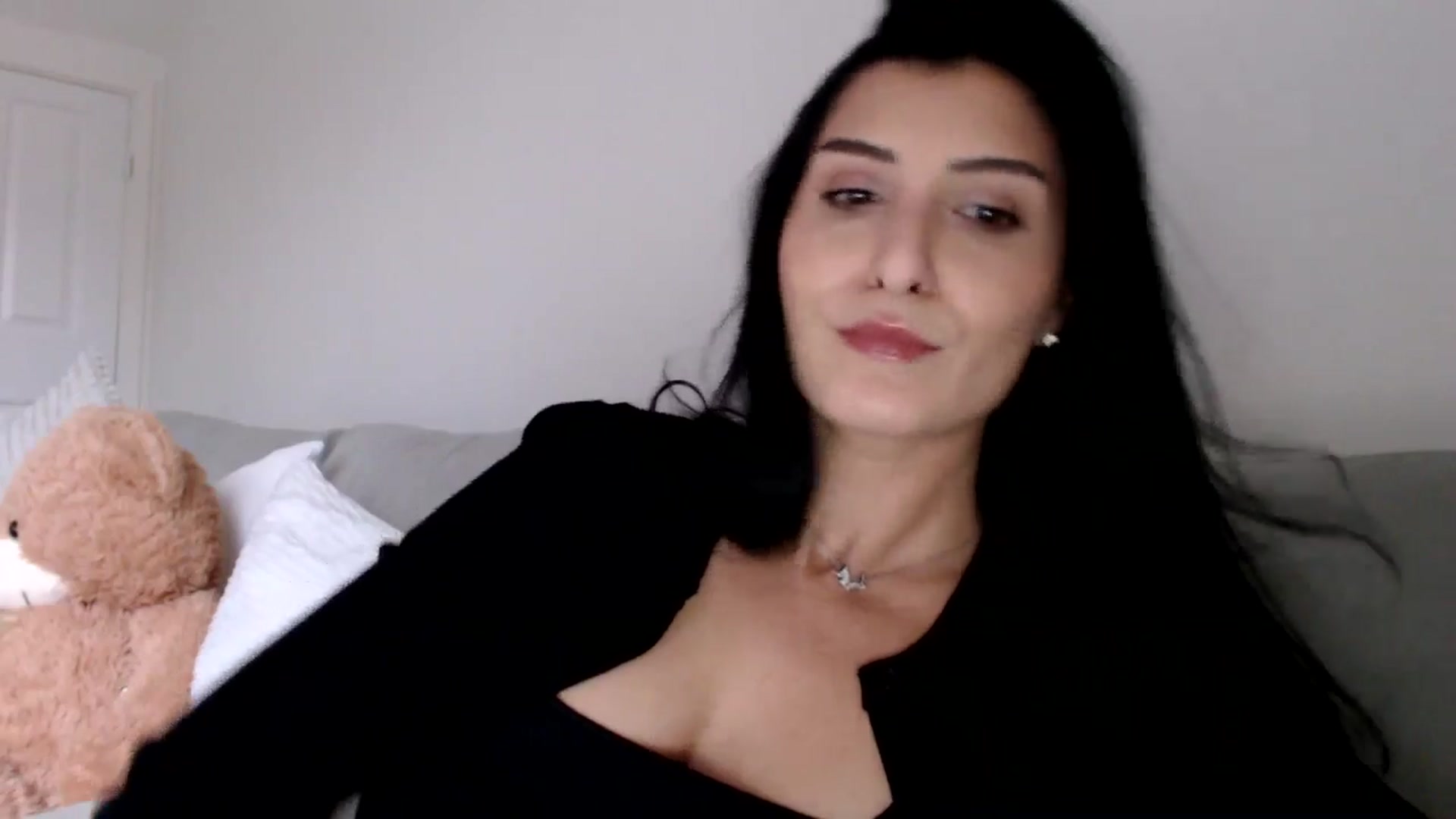 Gallery image thumbnail from LavIson's myfreecams stream on, 01/13/2025, 15:46 image 9 of 20