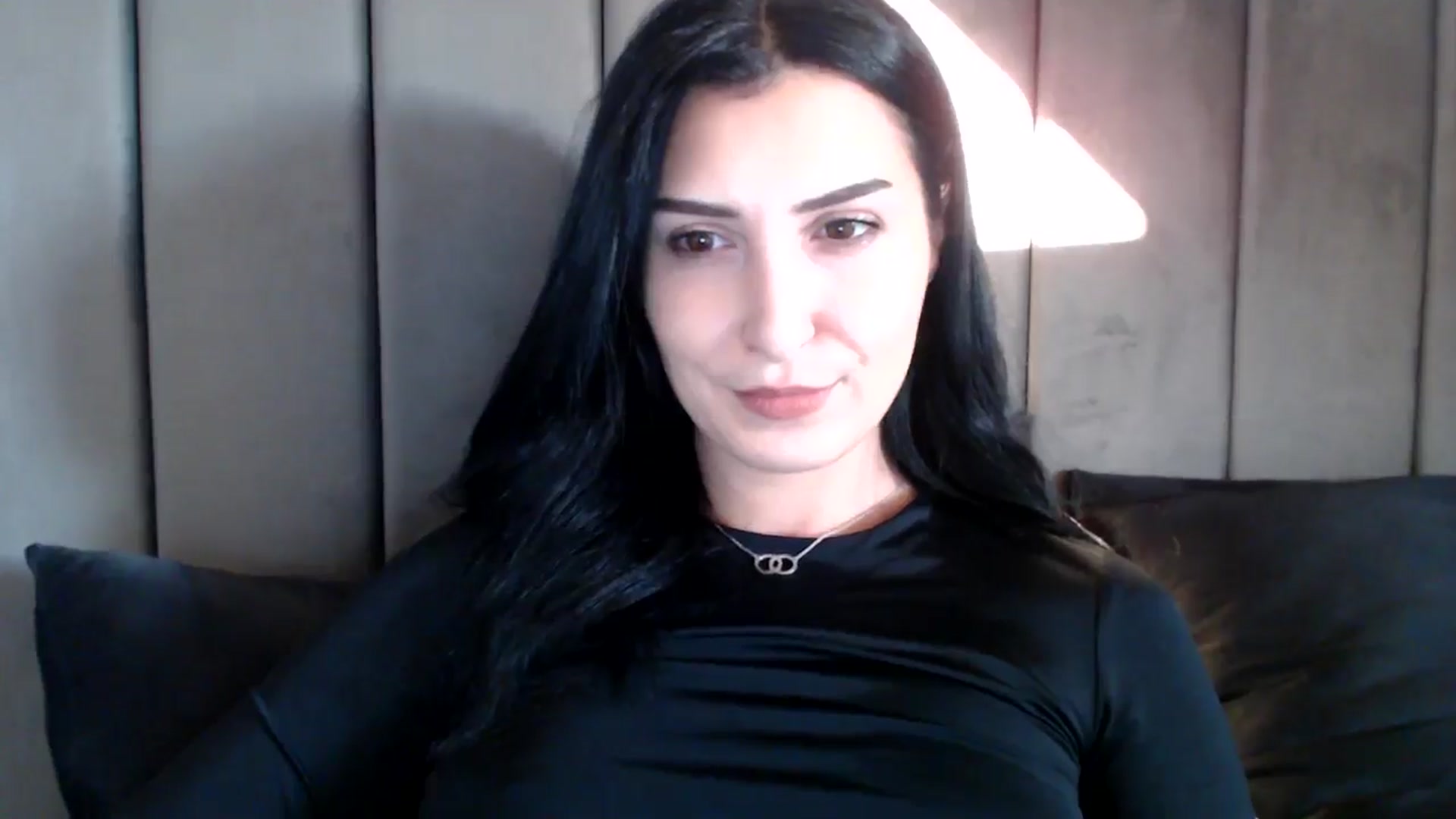 Gallery image thumbnail from LavIson's myfreecams stream on, 01/15/2025, 16:34 image 5 of 20