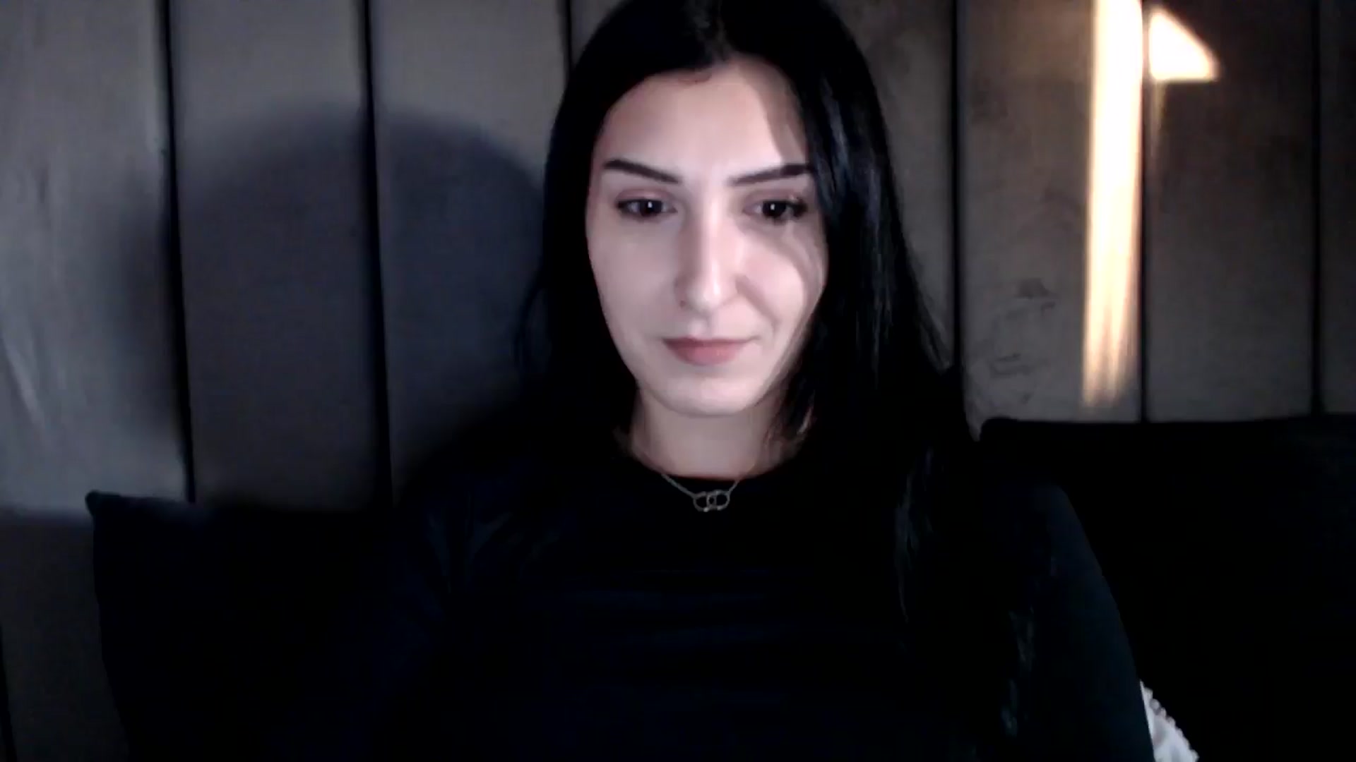Gallery image thumbnail from LavIson's myfreecams stream on, 01/15/2025, 16:34 image 9 of 20