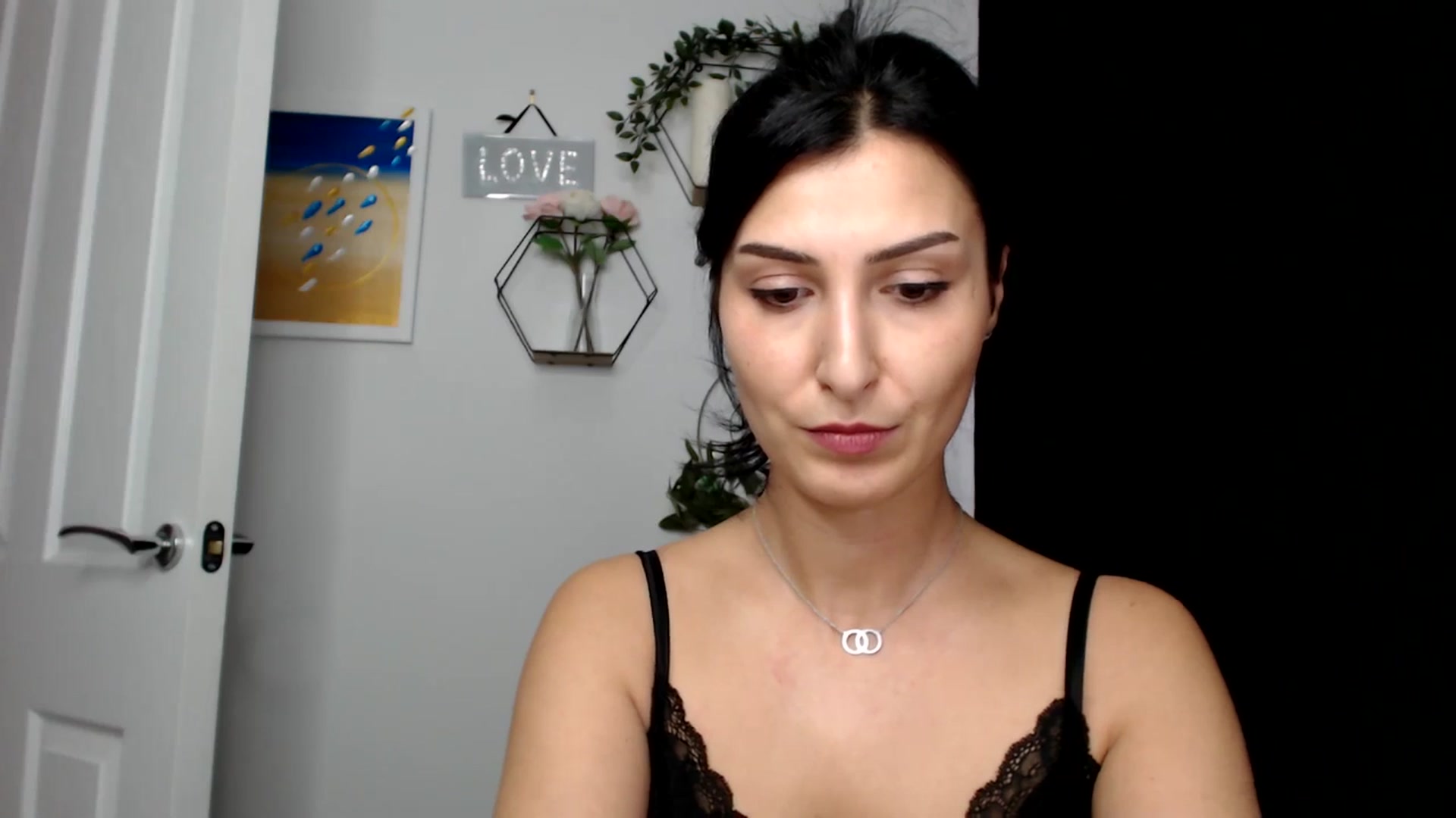 Gallery image thumbnail from LavIson's myfreecams stream on, 01/20/2025, 12:28 image 15 of 20